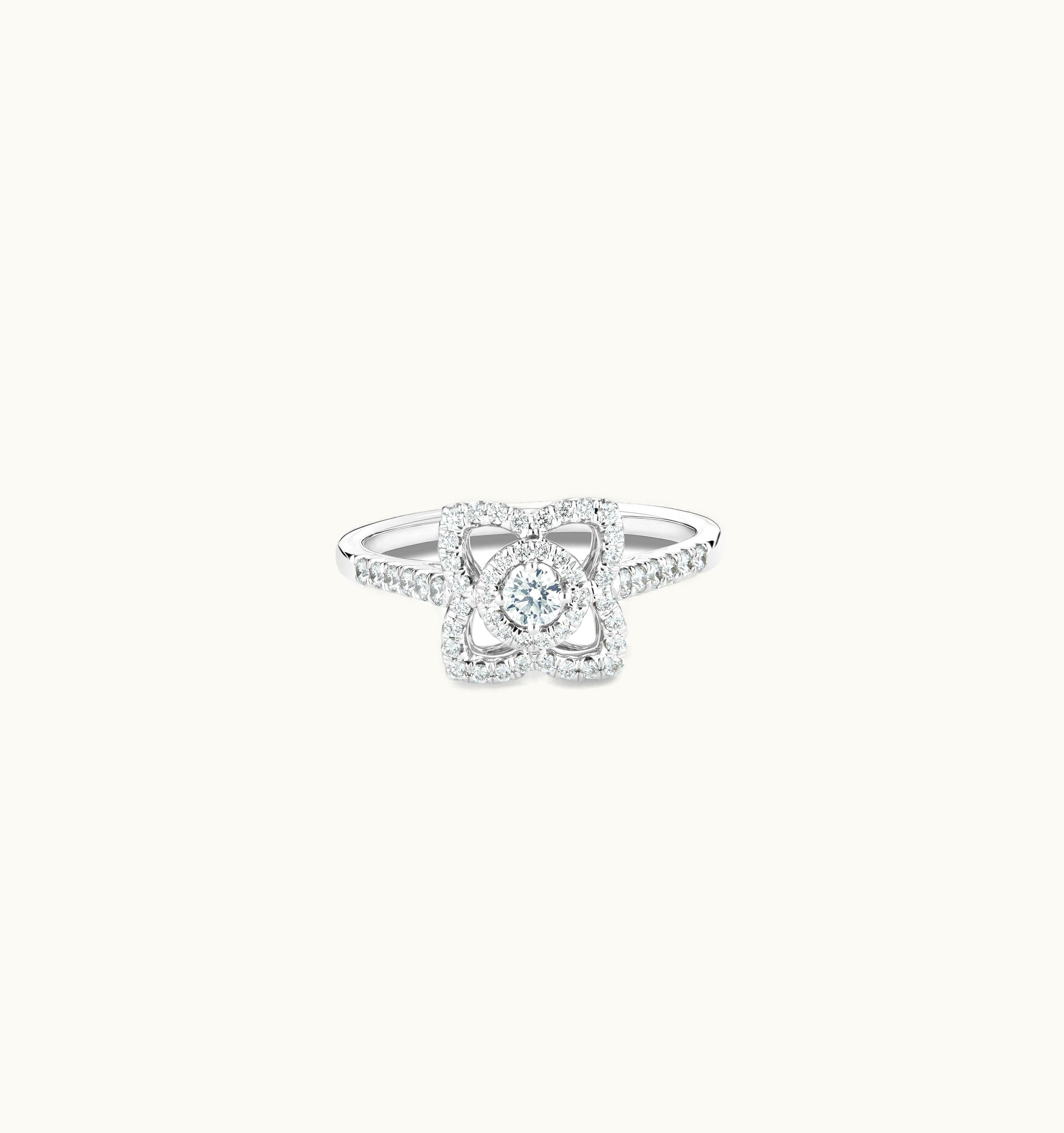 De Beers De Beers Enchanted Lotus Ring In White Gold UZ0178117