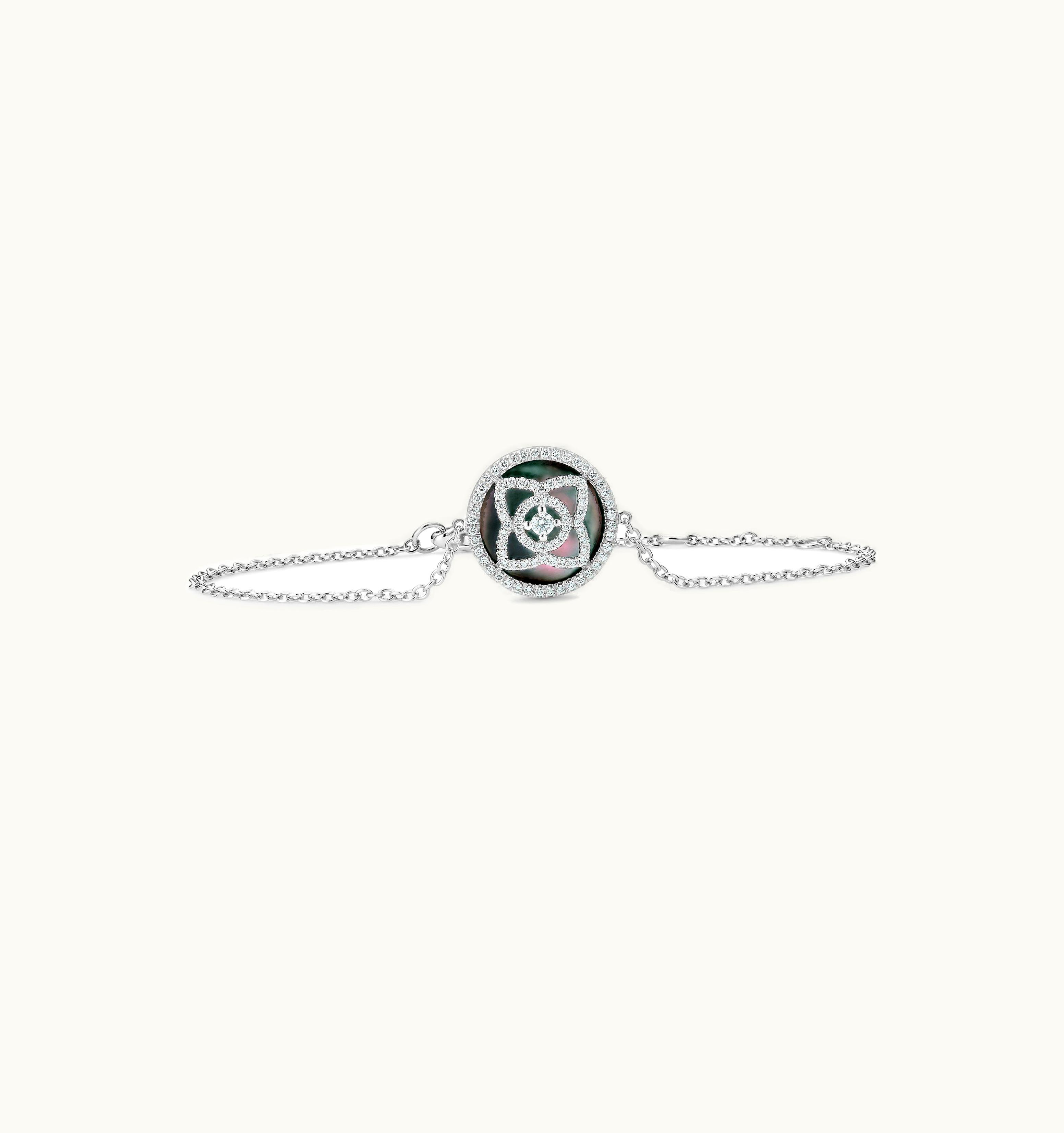 De Beers De Beers Enchanted Lotus Bracelet In White Gold And Mother-Of-Pearl