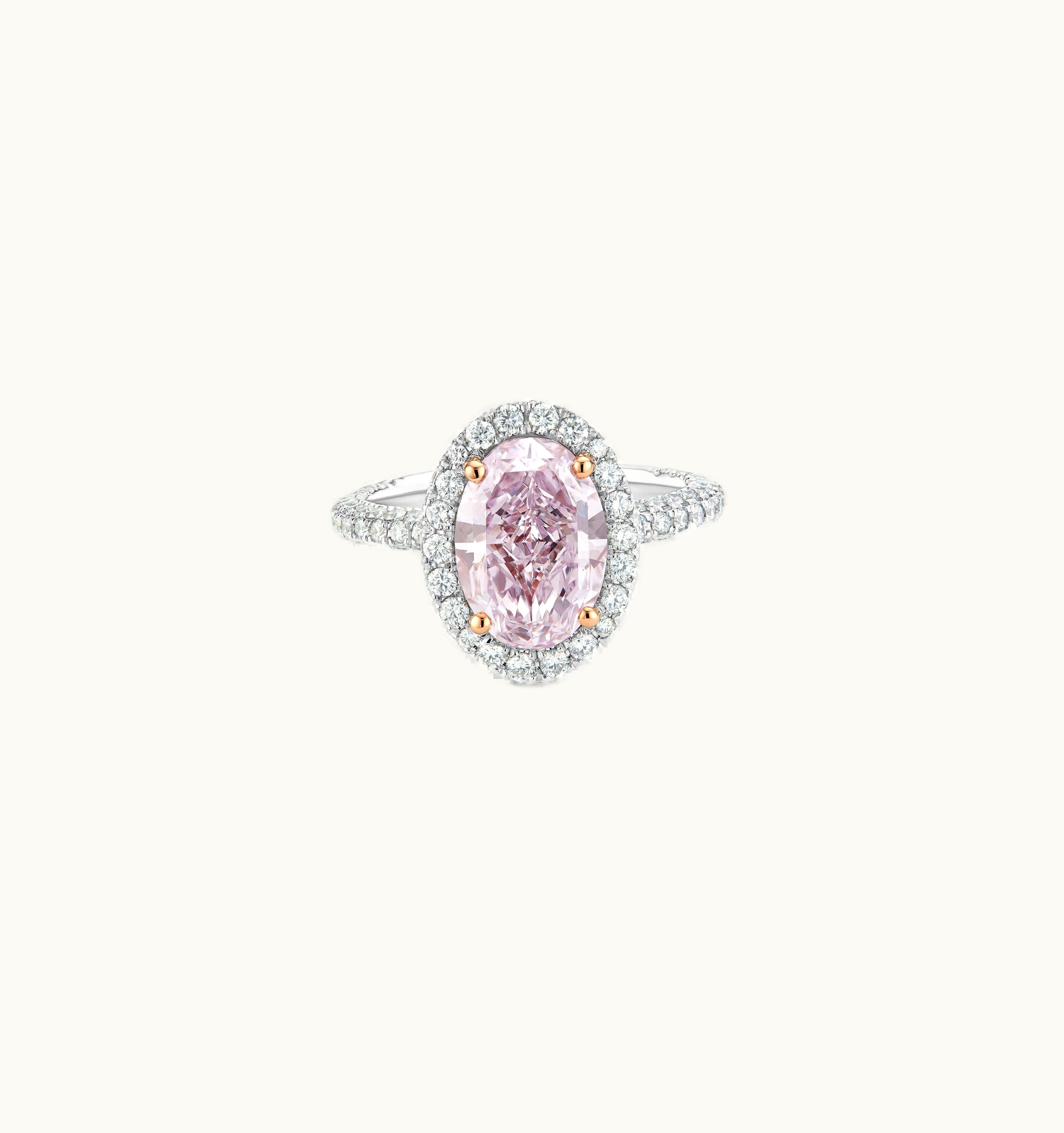 De Beers De Beers Aura Fancy Colour Oval-Shaped Diamond Ring