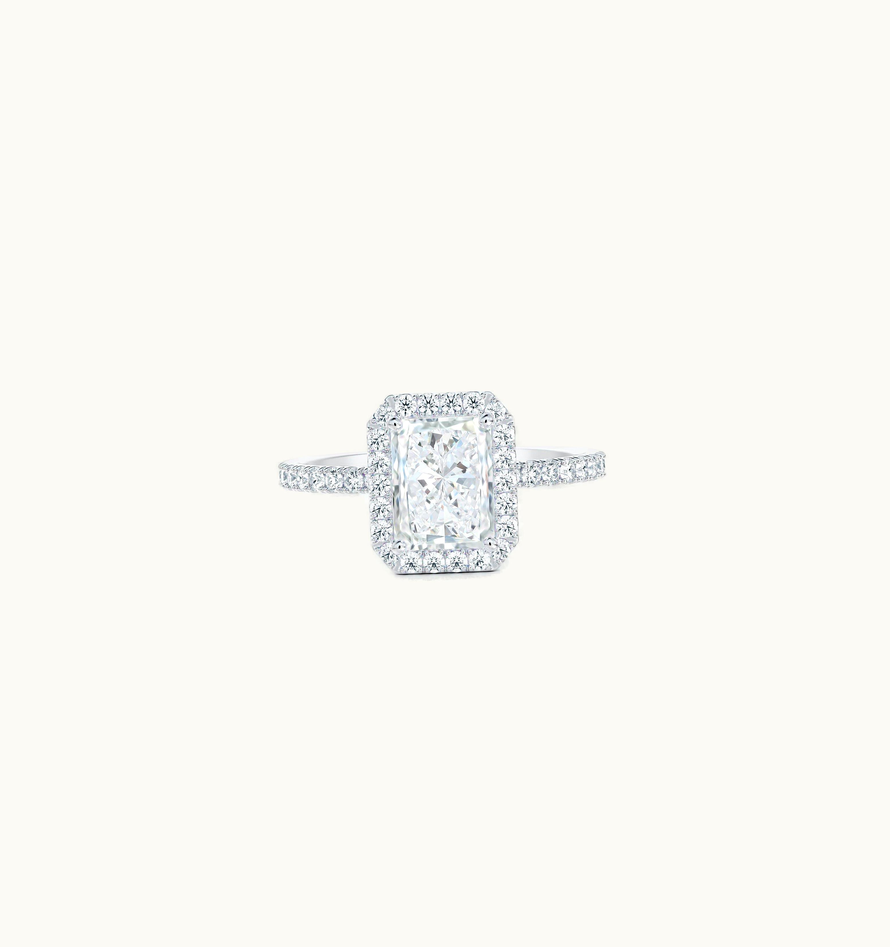 De Beers De Beers Aura Radiant-Cut Diamond Ring