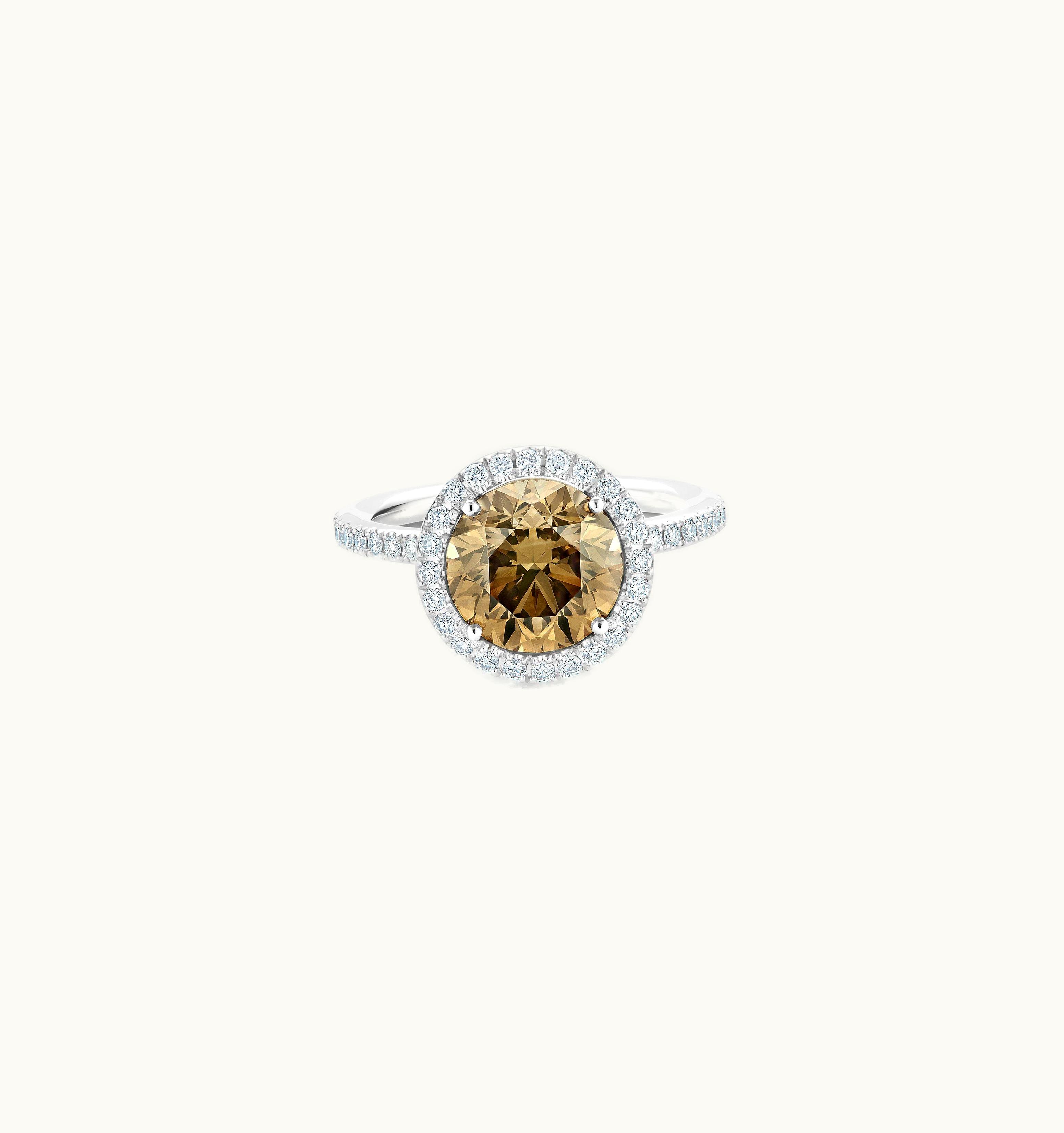 De Beers De Beers Aura Fancy Colour Round Brilliant Diamond Ring