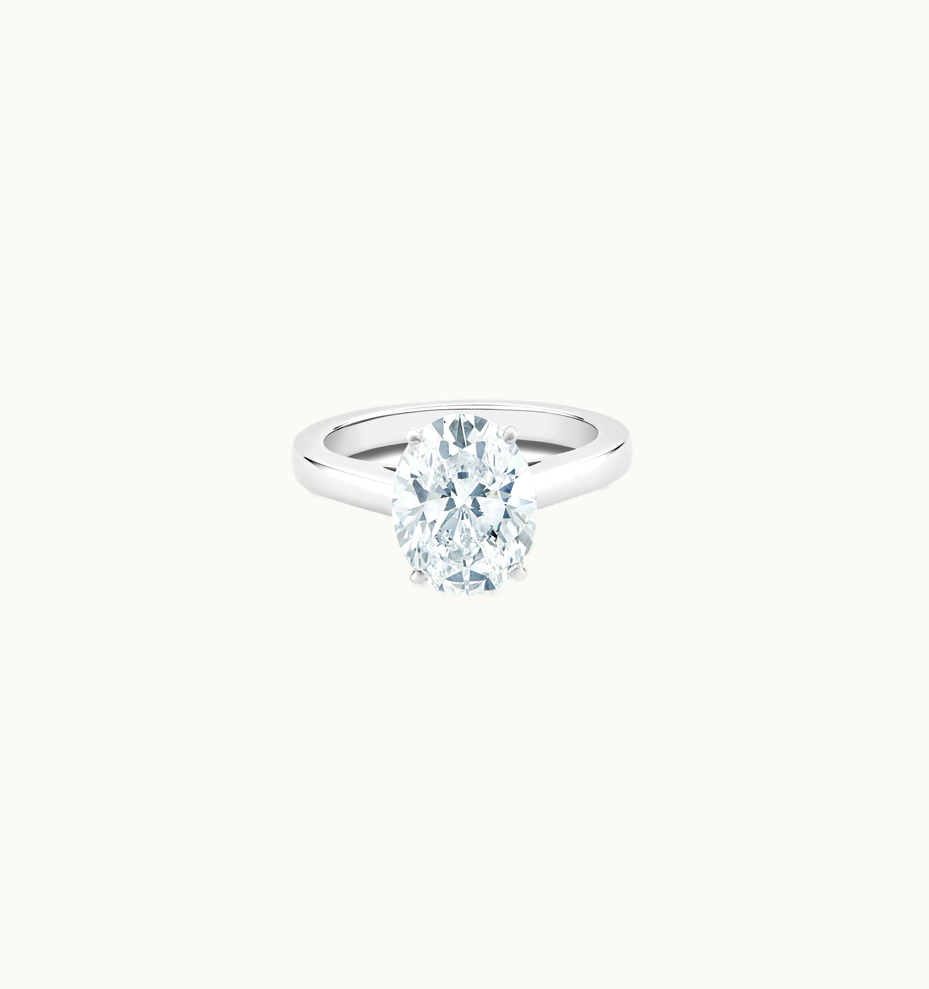 De Beers De Beers DB Classic Oval-Shaped Diamond Ring UZ0178479