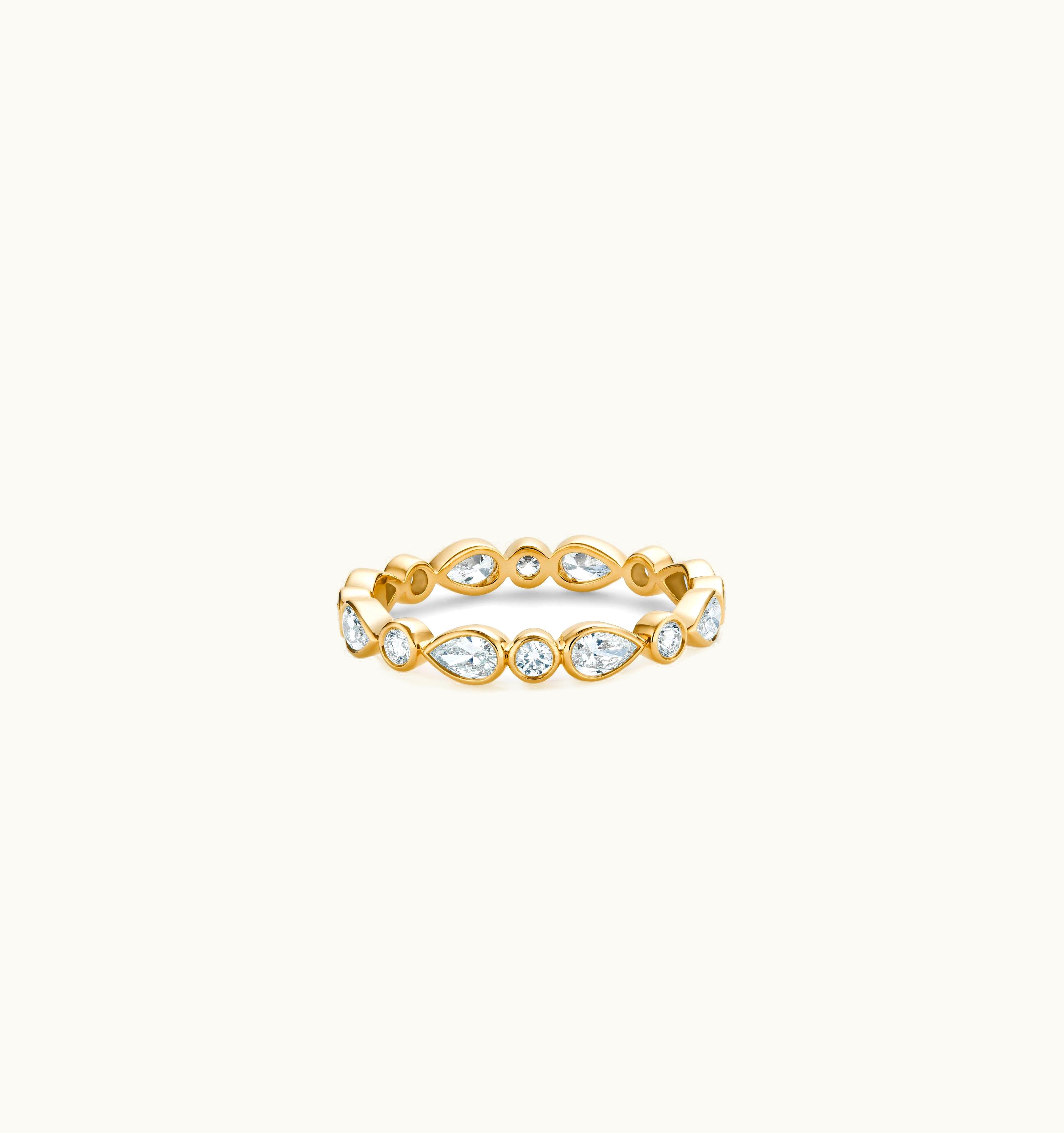 De Beers De Beers Petal Band In Yellow Gold