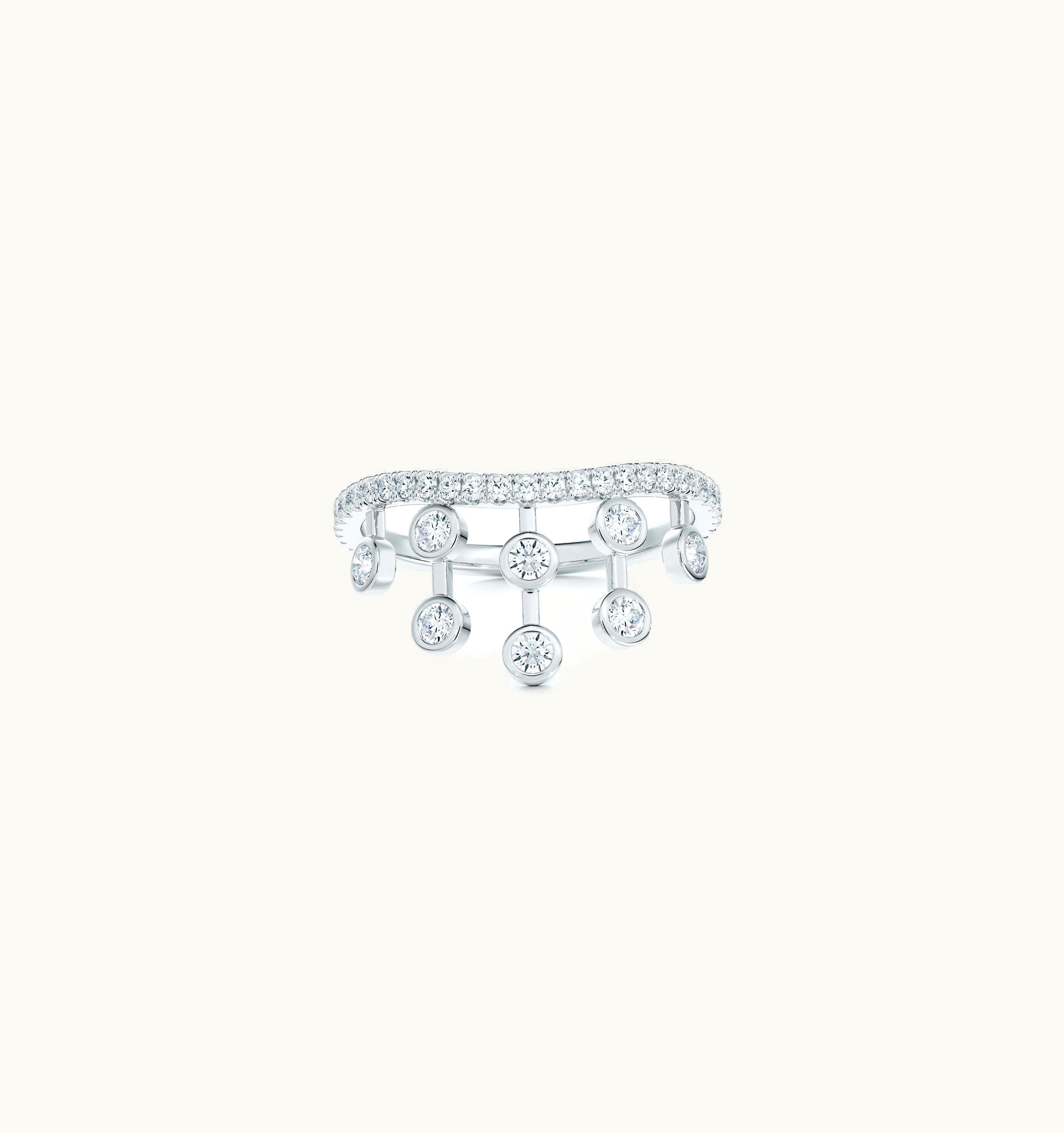 De Beers De Beers Dewdrop Crown Ring In Platinum