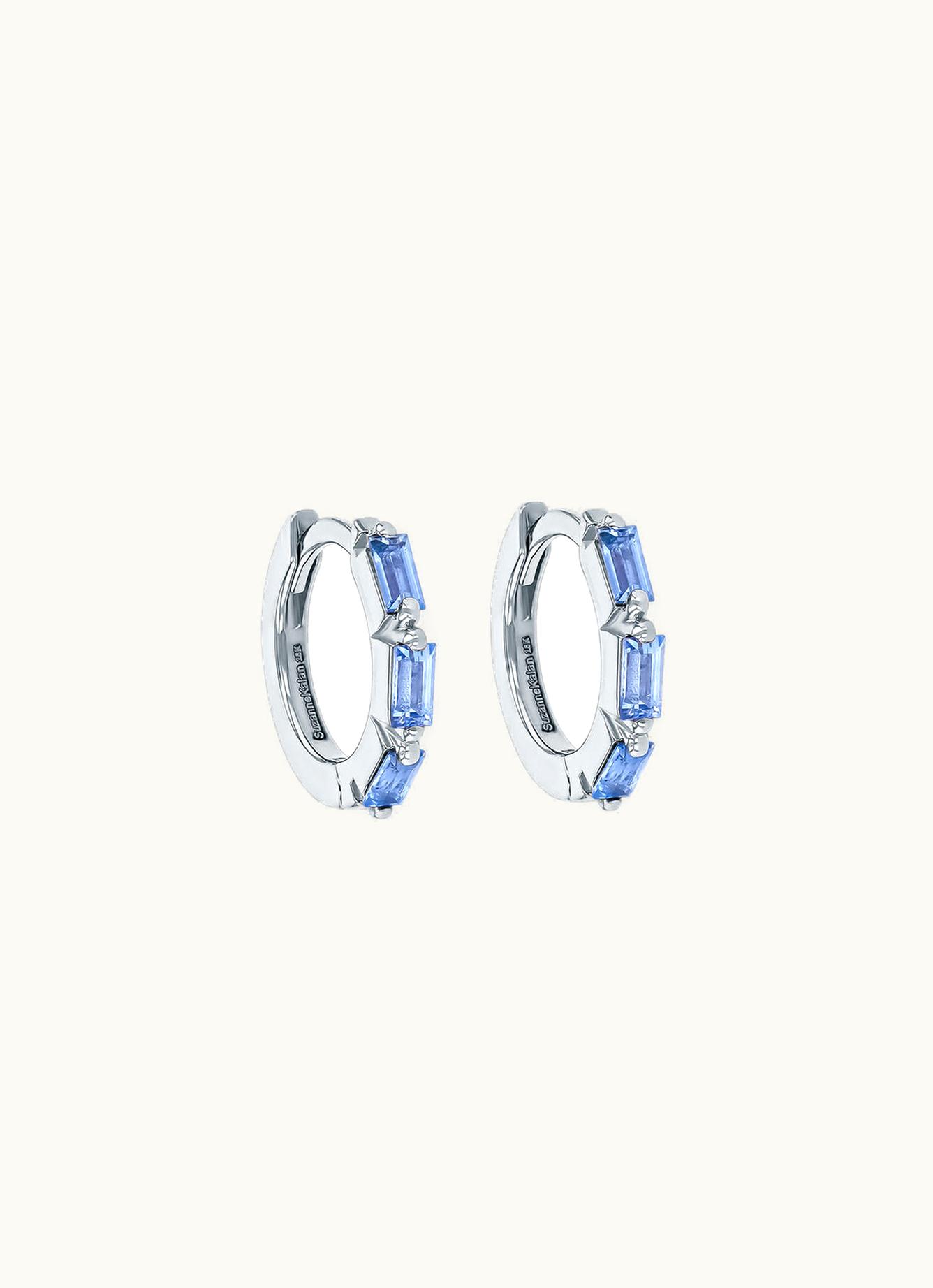Suzanne Kalan Suzanne Kalan Bold Triple Light Blue Sapphire Huggies UZ0181032