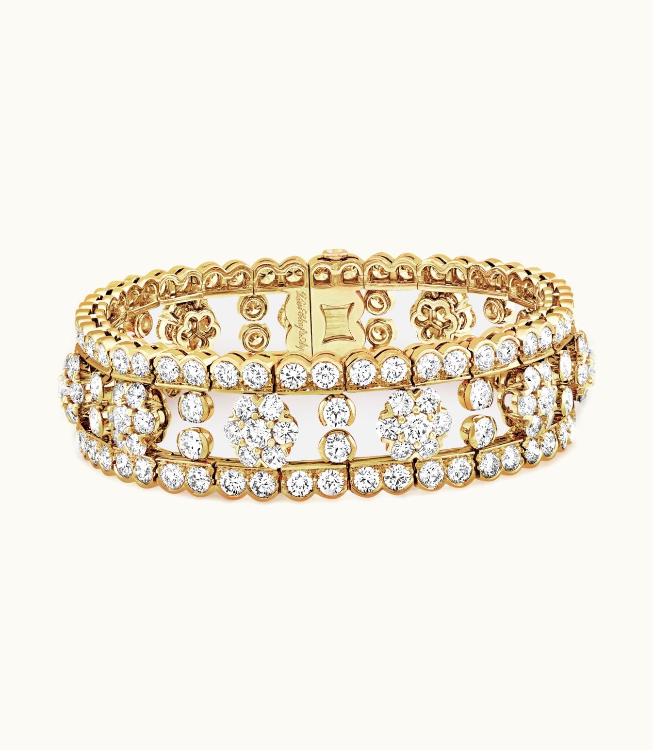 Van Cleef & Arpels Snowflake Bracelet. 18k Yellow Gold, Diamonds