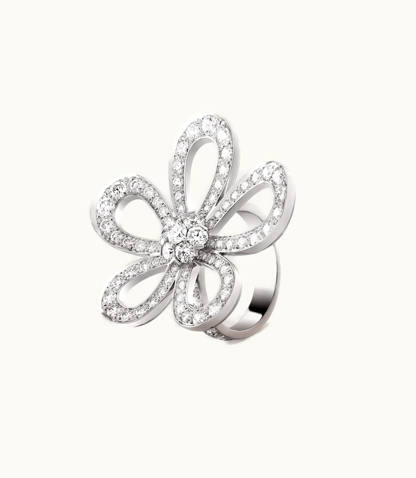Van Cleef & Arpels Van Cleef & Arpels Flowerlace Ring White Diamond High Jewelry