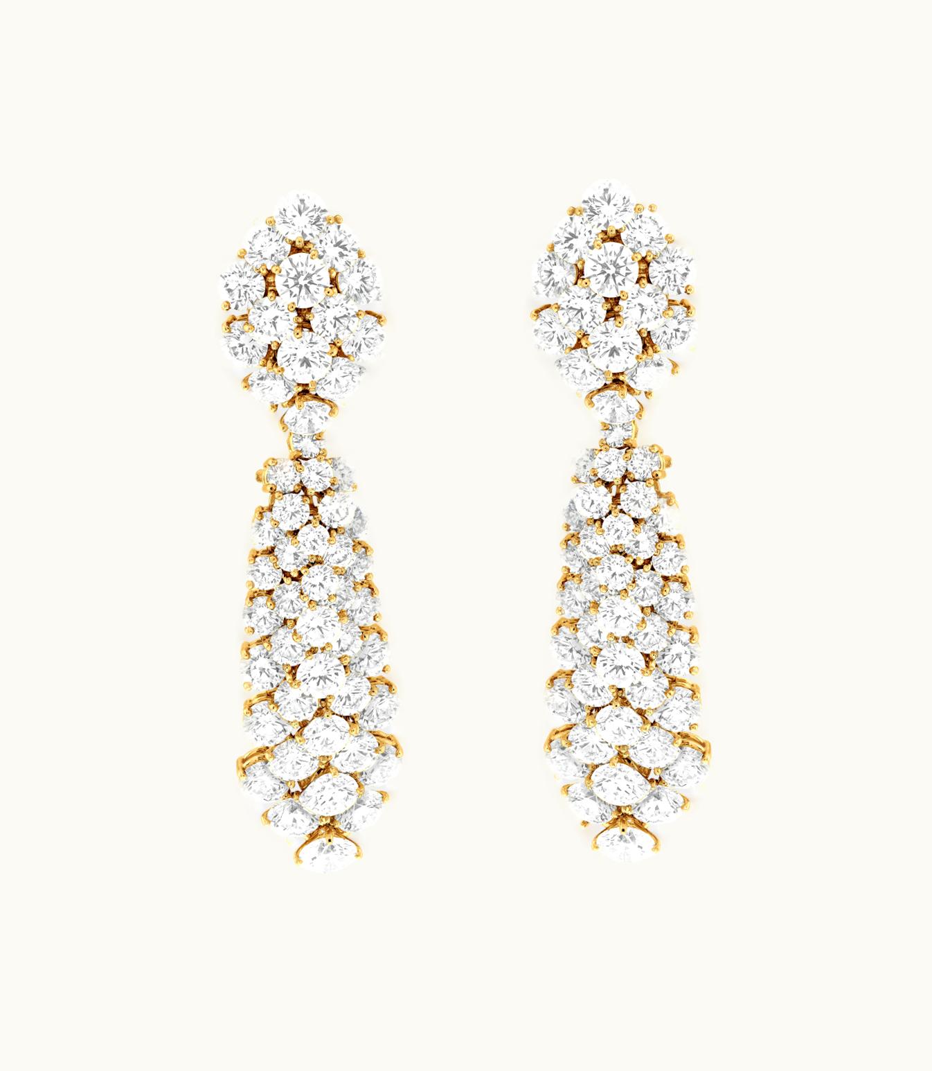Van Cleef & Arpels À Cheval Earrings with Detachable Pendants, Large Model. 18k Yellow Gold, Diamonds