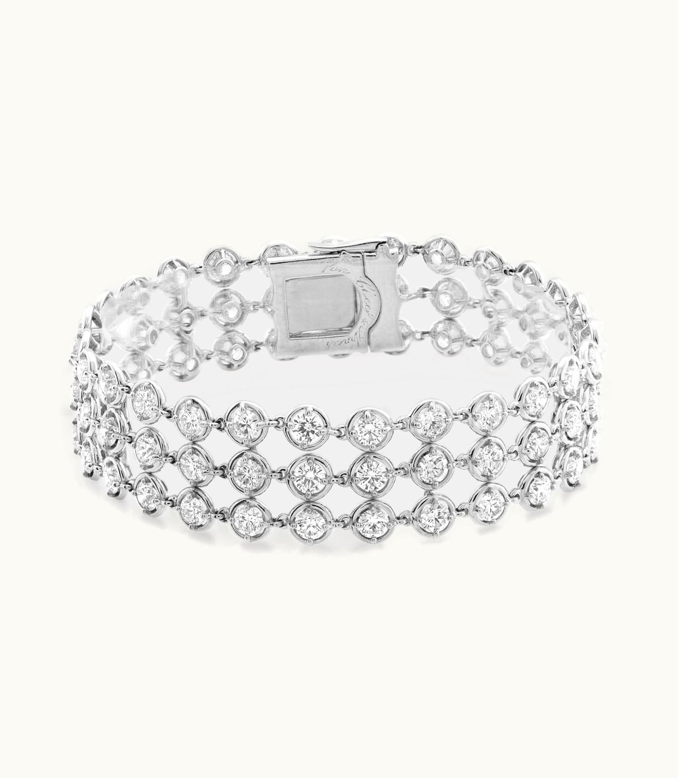 Van Cleef & Arpels Palmyre Bracelet. Rhodium Plated 18k White Gold, Diamonds VCARO3R400