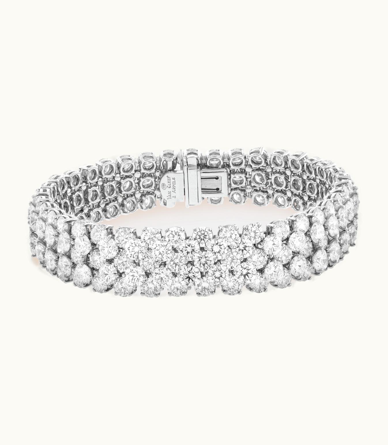Van Cleef & Arpels À Cheval Bracelet. Platinum, Rhodium Plated 18k White Gold, Diamonds VCARO9CO00