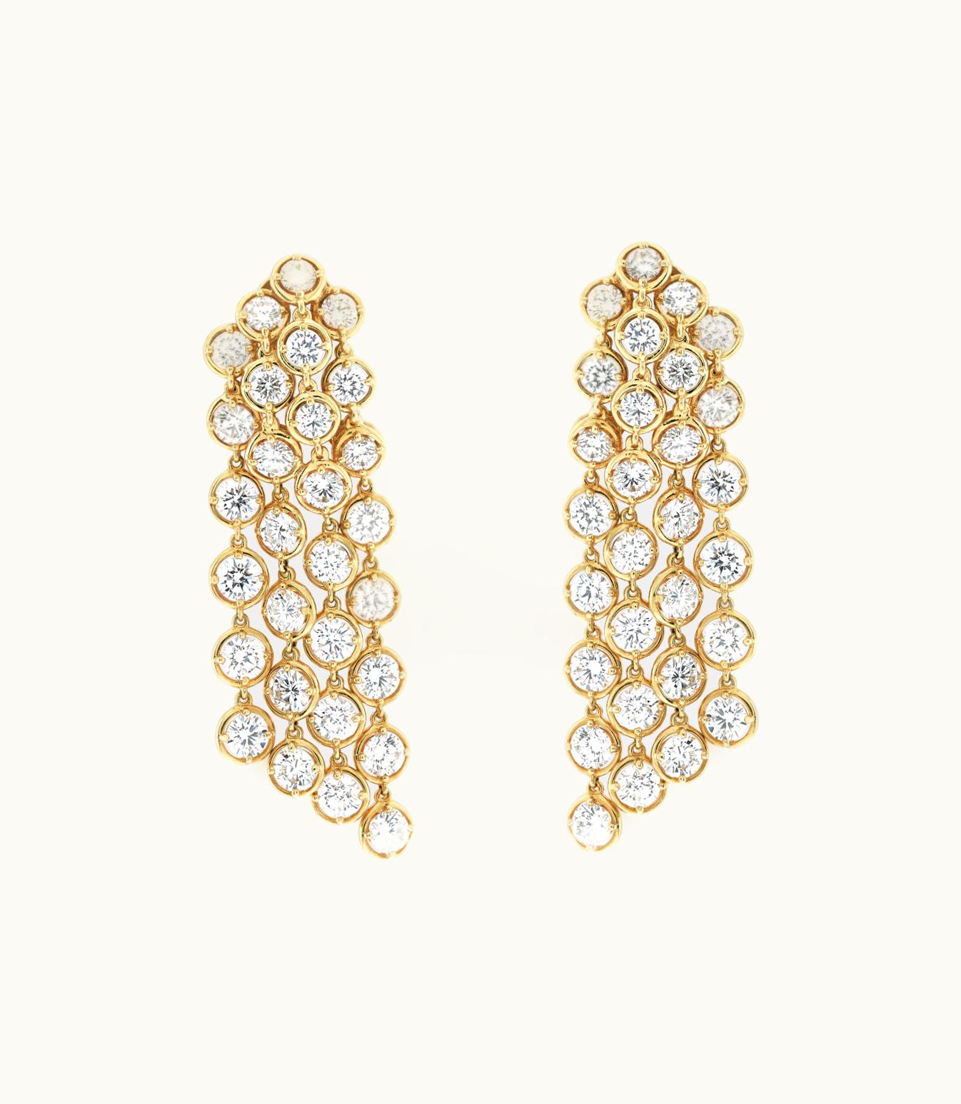 Van Cleef & Arpels Palmyre Earrings. 18k Yellow Gold, Diamonds VCARO3RE00