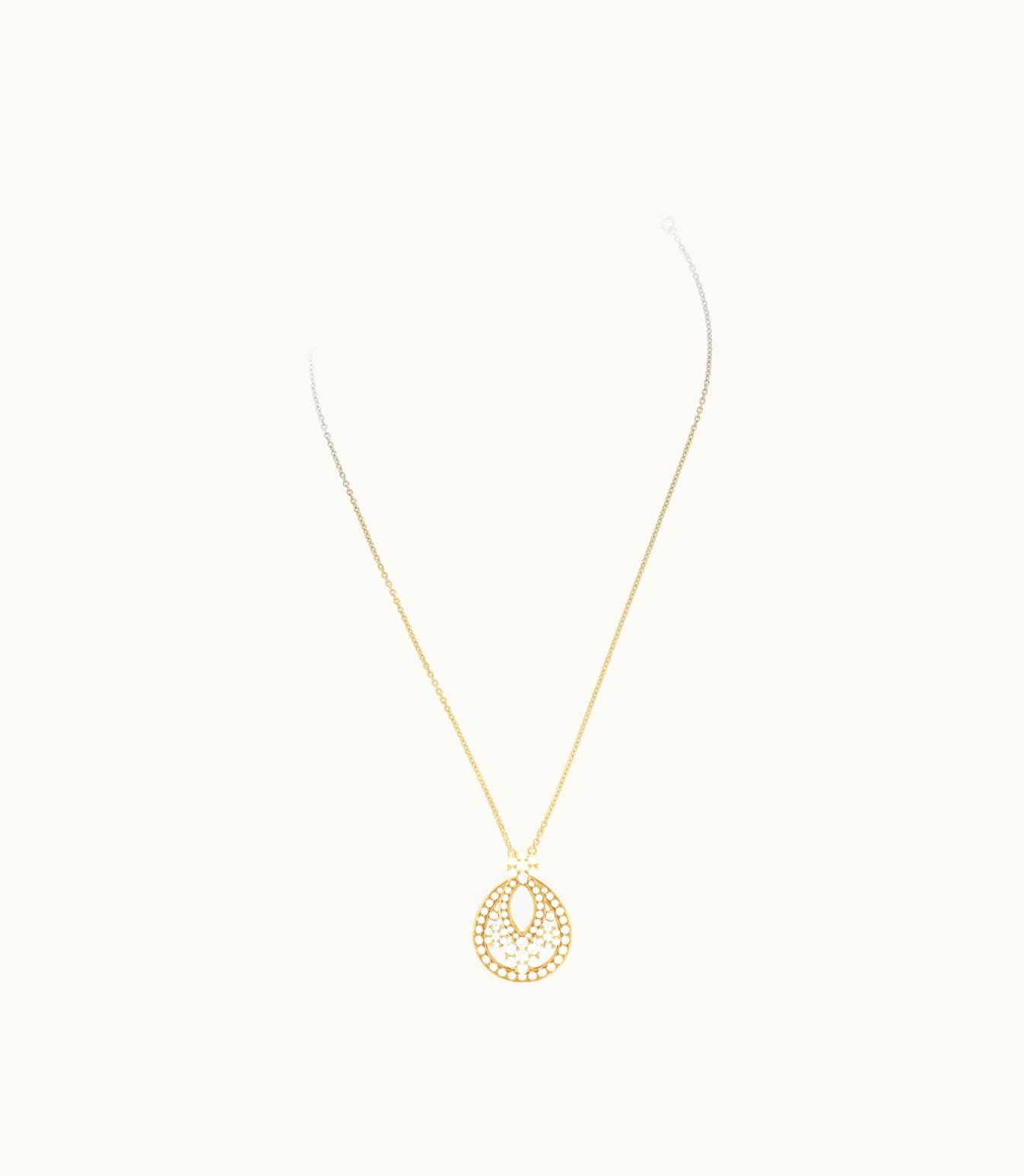 Van Cleef & Arpels Snowflake Pendant, Small Model. 18k Yellow Gold, Diamonds
