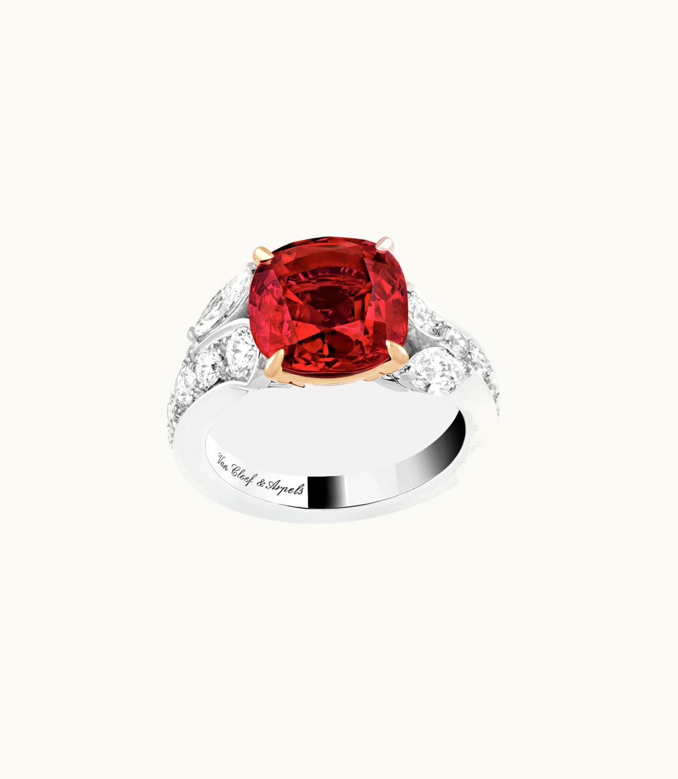 Van Cleef & Arpels Van Cleef & Arpels Jasmin Solitaire, 4.96 Ct Unique Solitaires