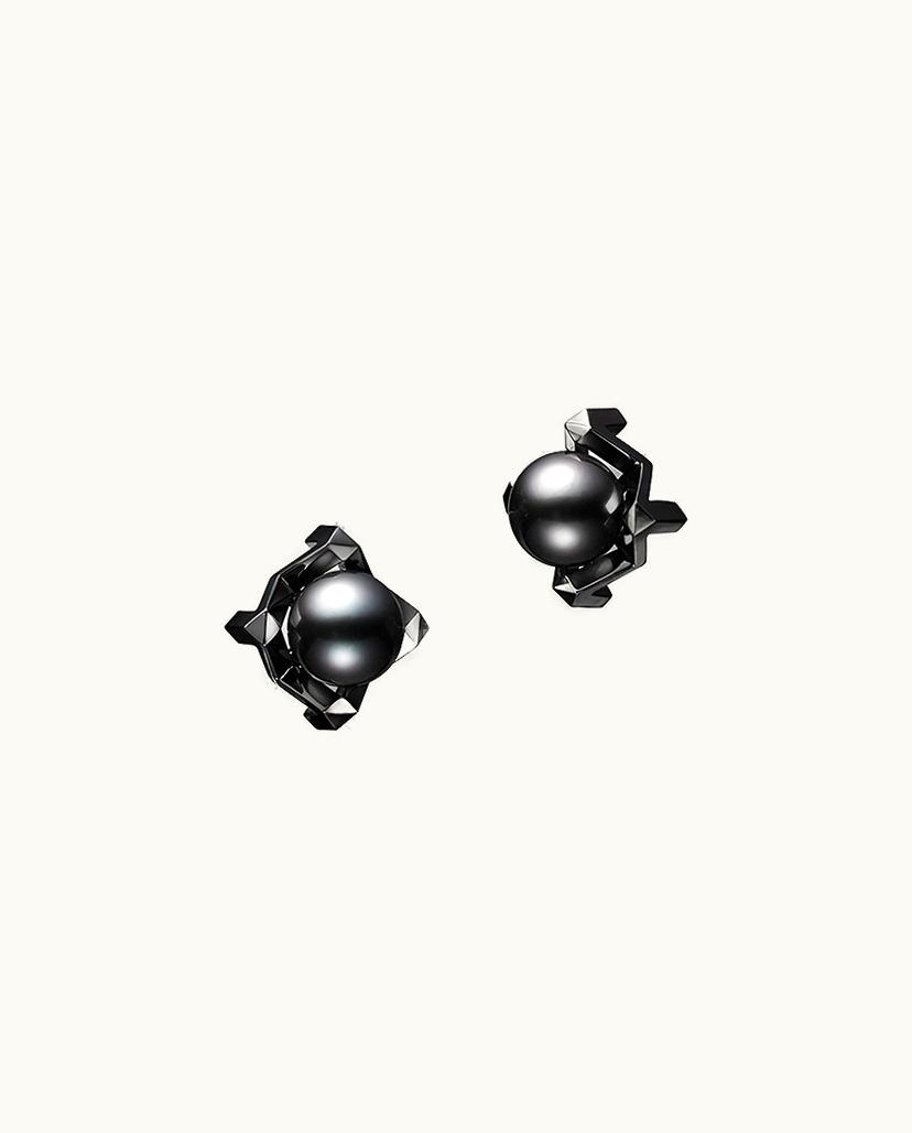 Mikimoto Mikimoto Passionoir M Collection Black South Sea Cultured Pearl Earrings