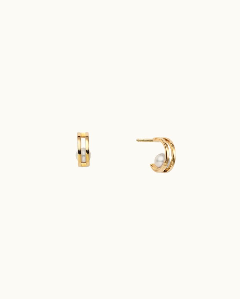 Mikimoto Akoya Earrings In Yellow Gold