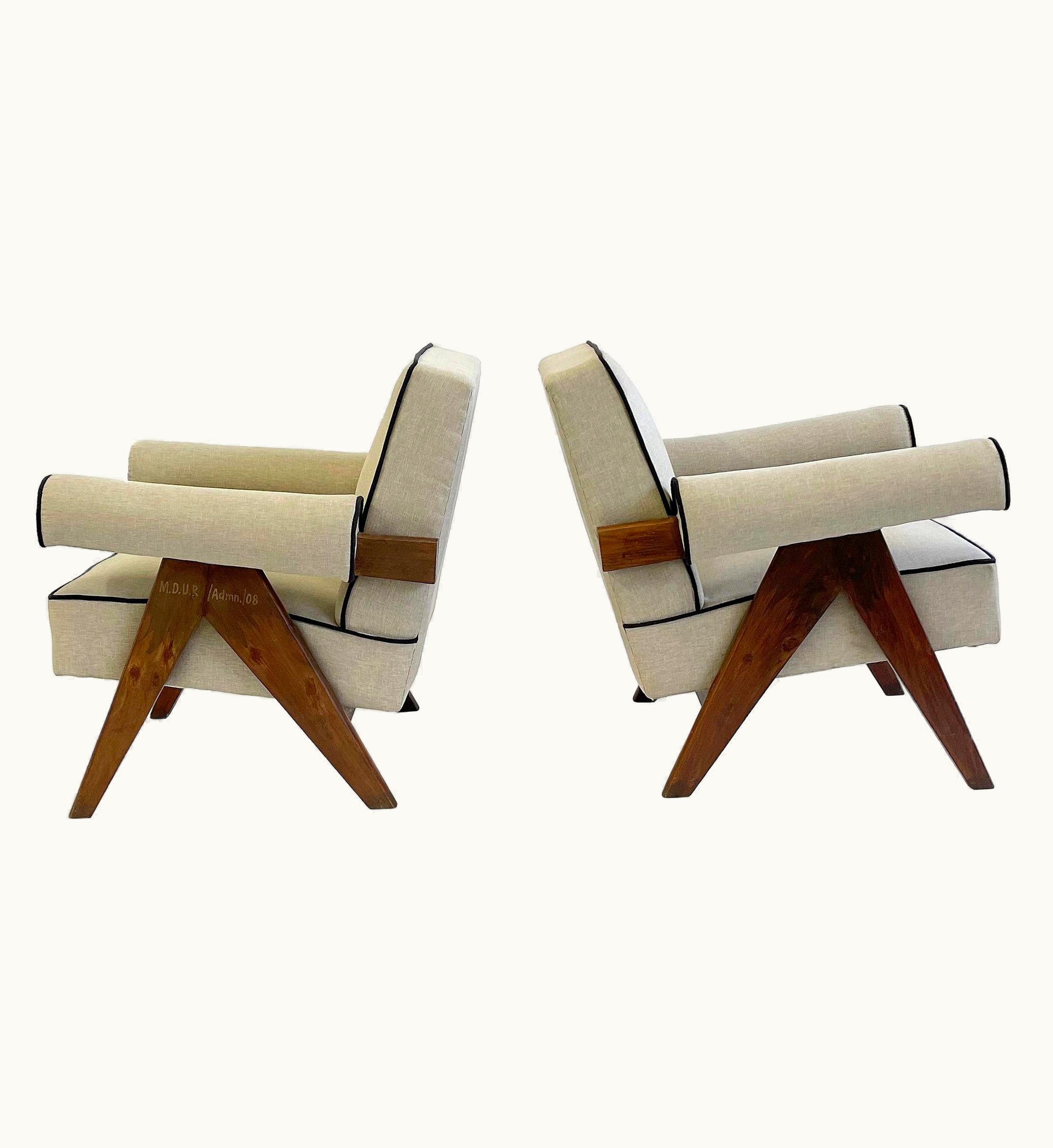 Pierre Jeanneret Pierre Jeanneret PJ-SI-32-A Upholstered Easy Armchair