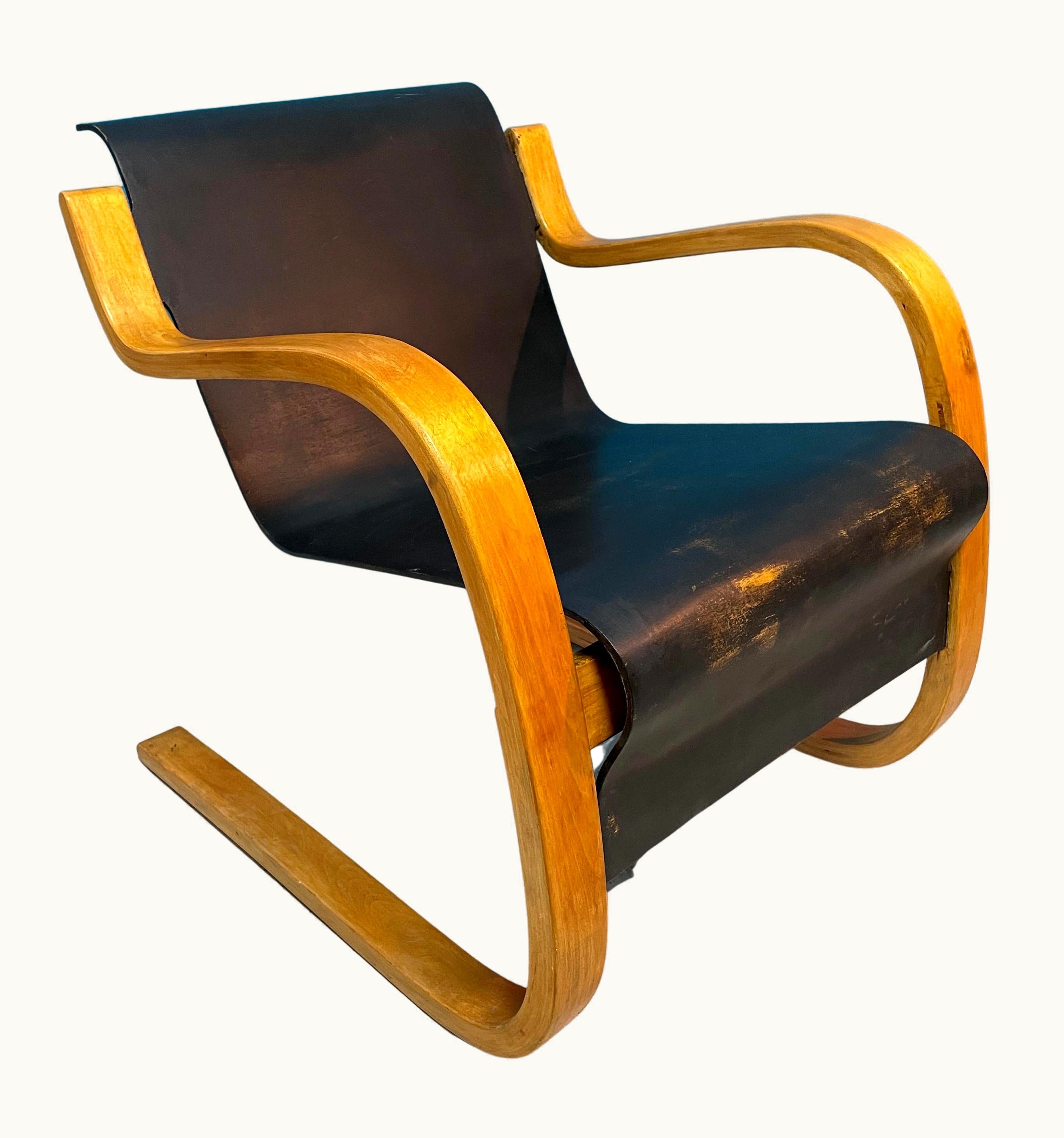 Alvar Aalto Alvar Aalto Little Paimio Cantilevered Chair By Alvar Aalto, Model 31/42