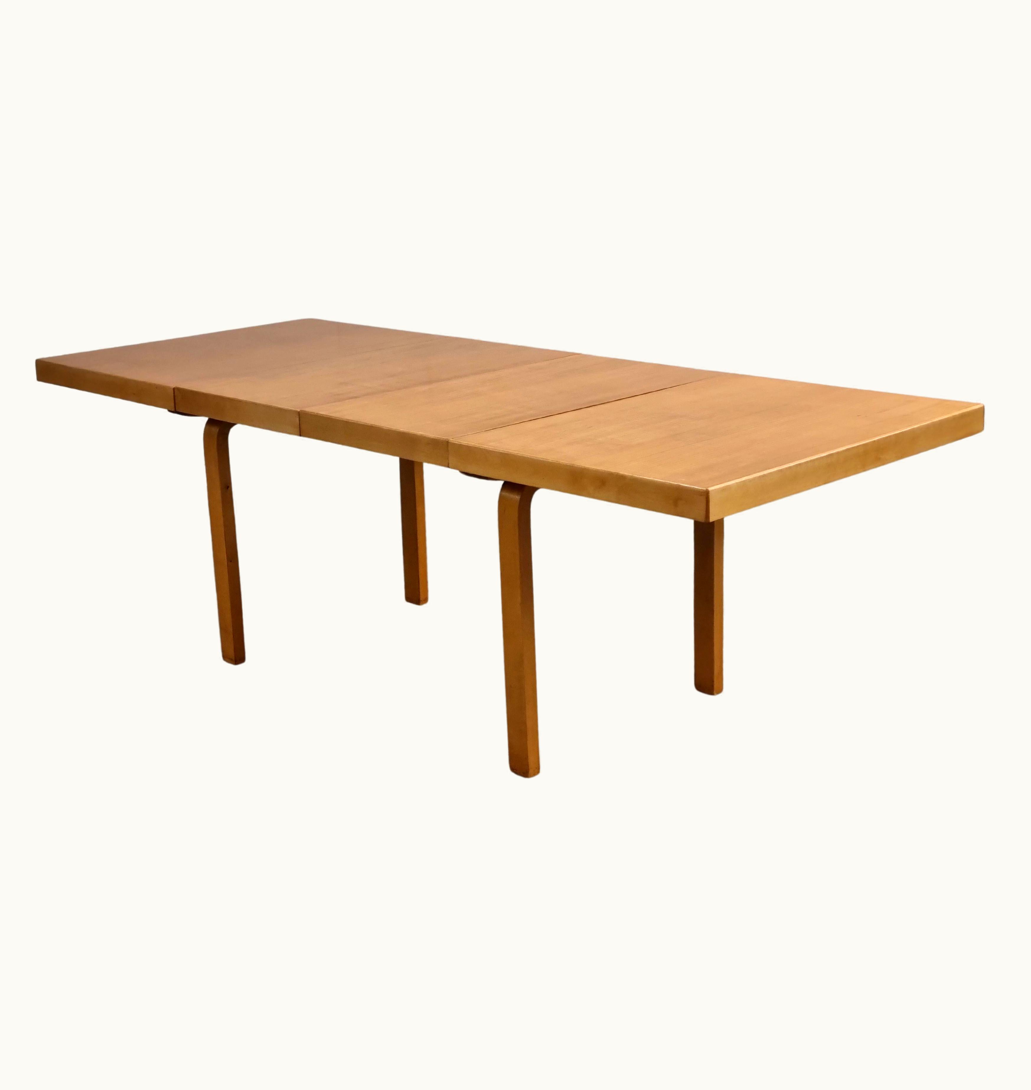 Alvar Aalto Alvar Aalto, Dining Table Model 92, 1940s, Artek