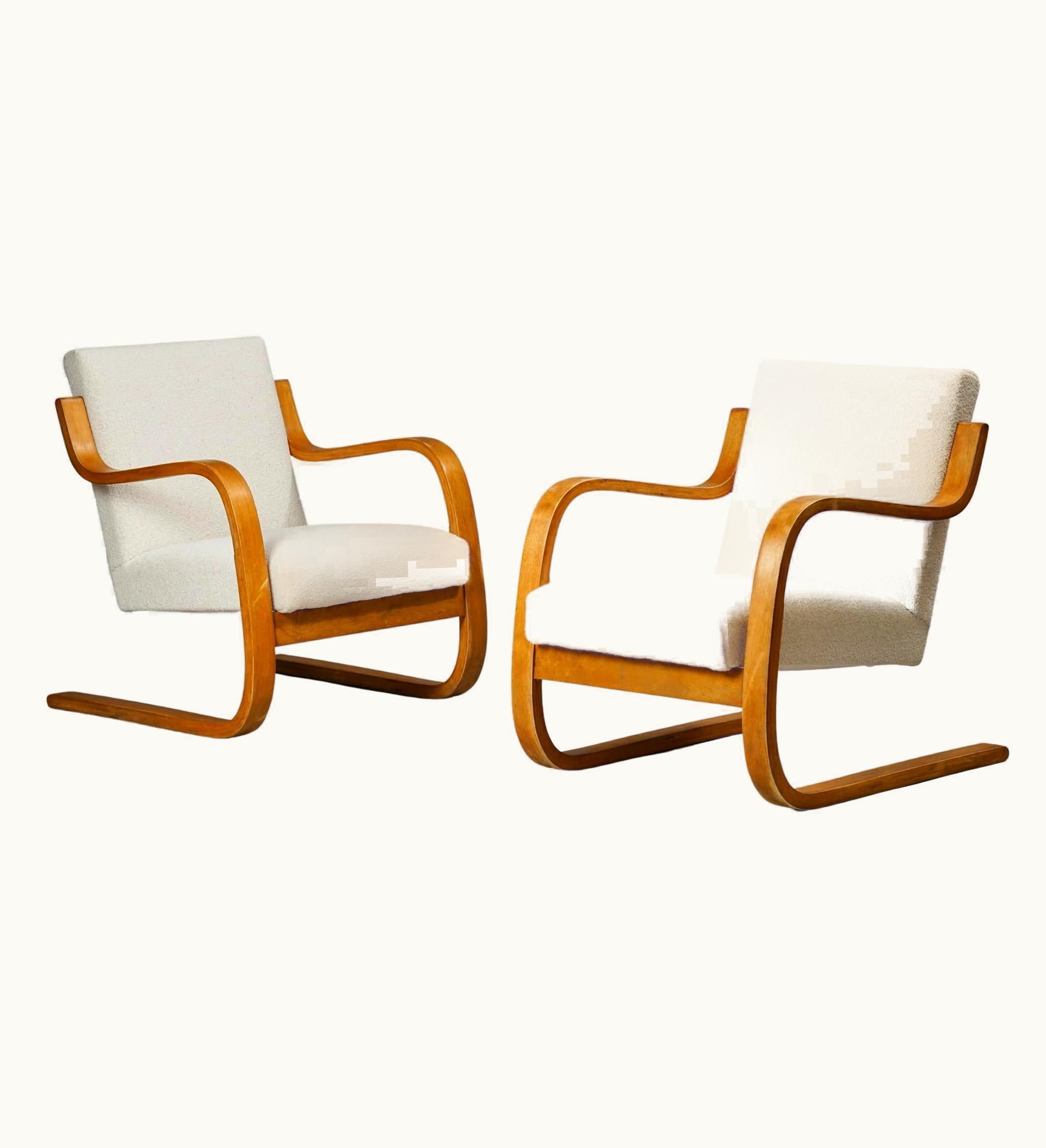 Alvar Aalto Alvar Aalto Set Of Two Model 402 Cantilever Armchairs By Alvar Aalto For Artek, 1950s