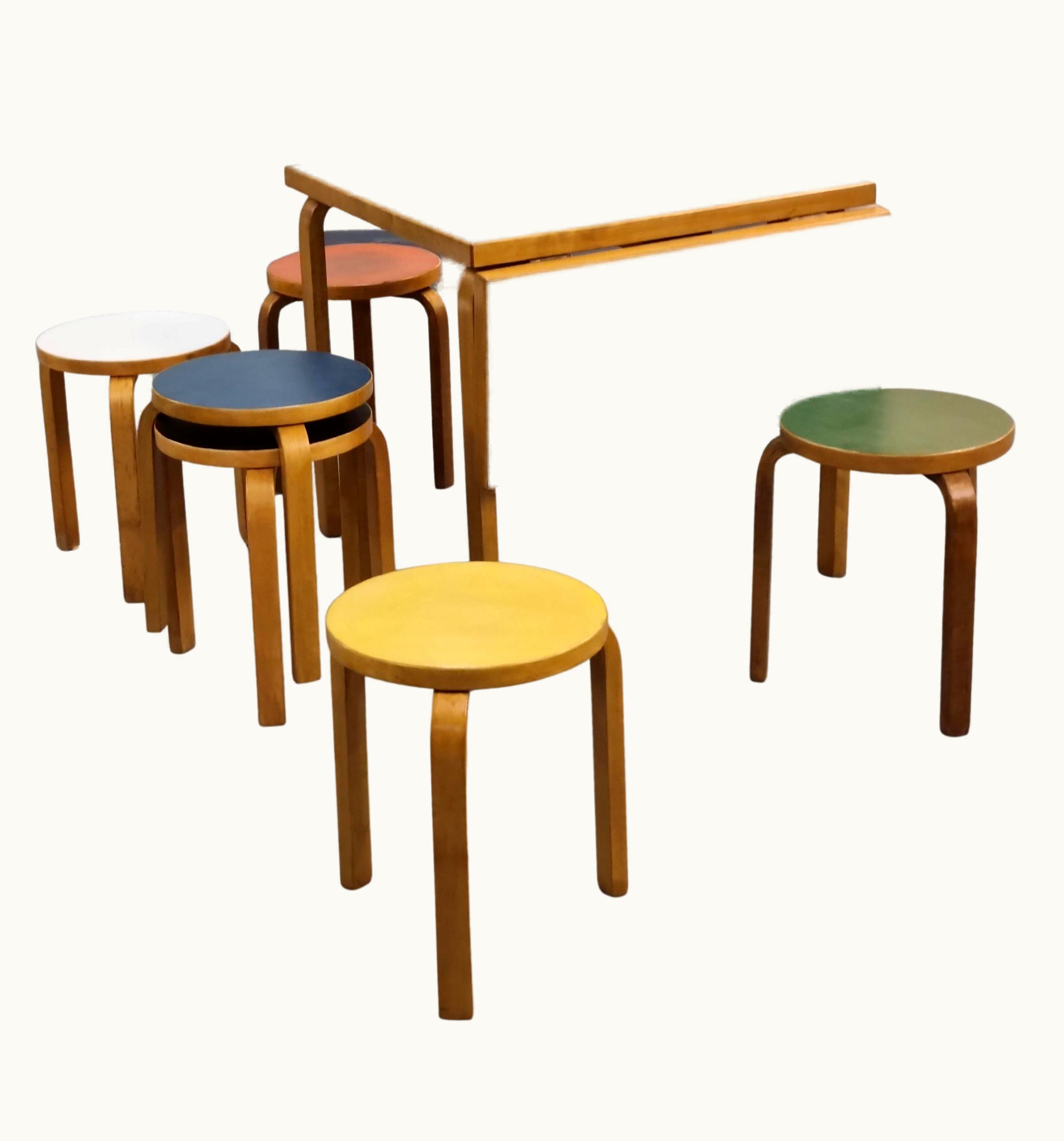 Alvar Aalto Alvar Aalto Foldable Table And 6 Stools, Artek