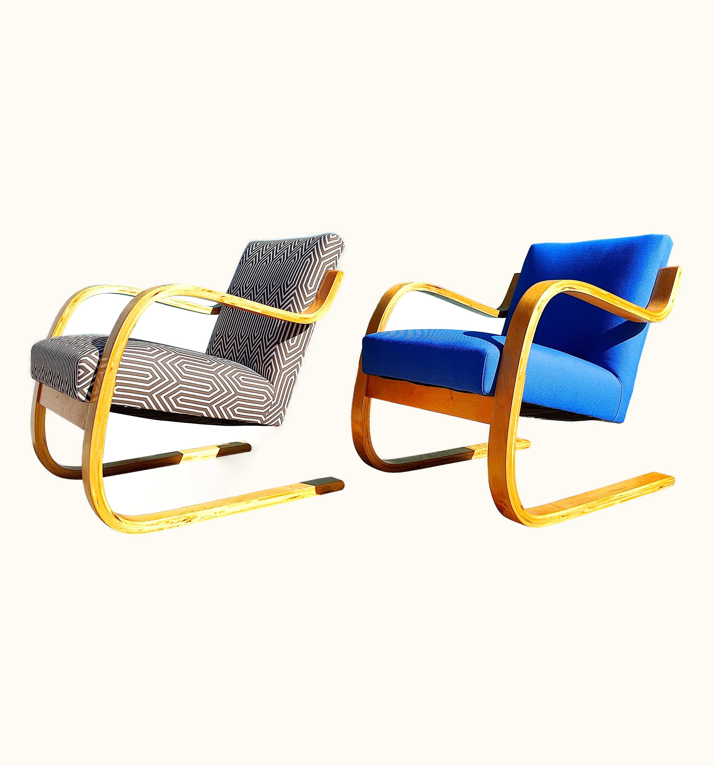 Alvar Aalto Alvar Aalto Vintage Mid Century Alvar Aalto 402 Series For Artek Cantilever Lounge Chairs