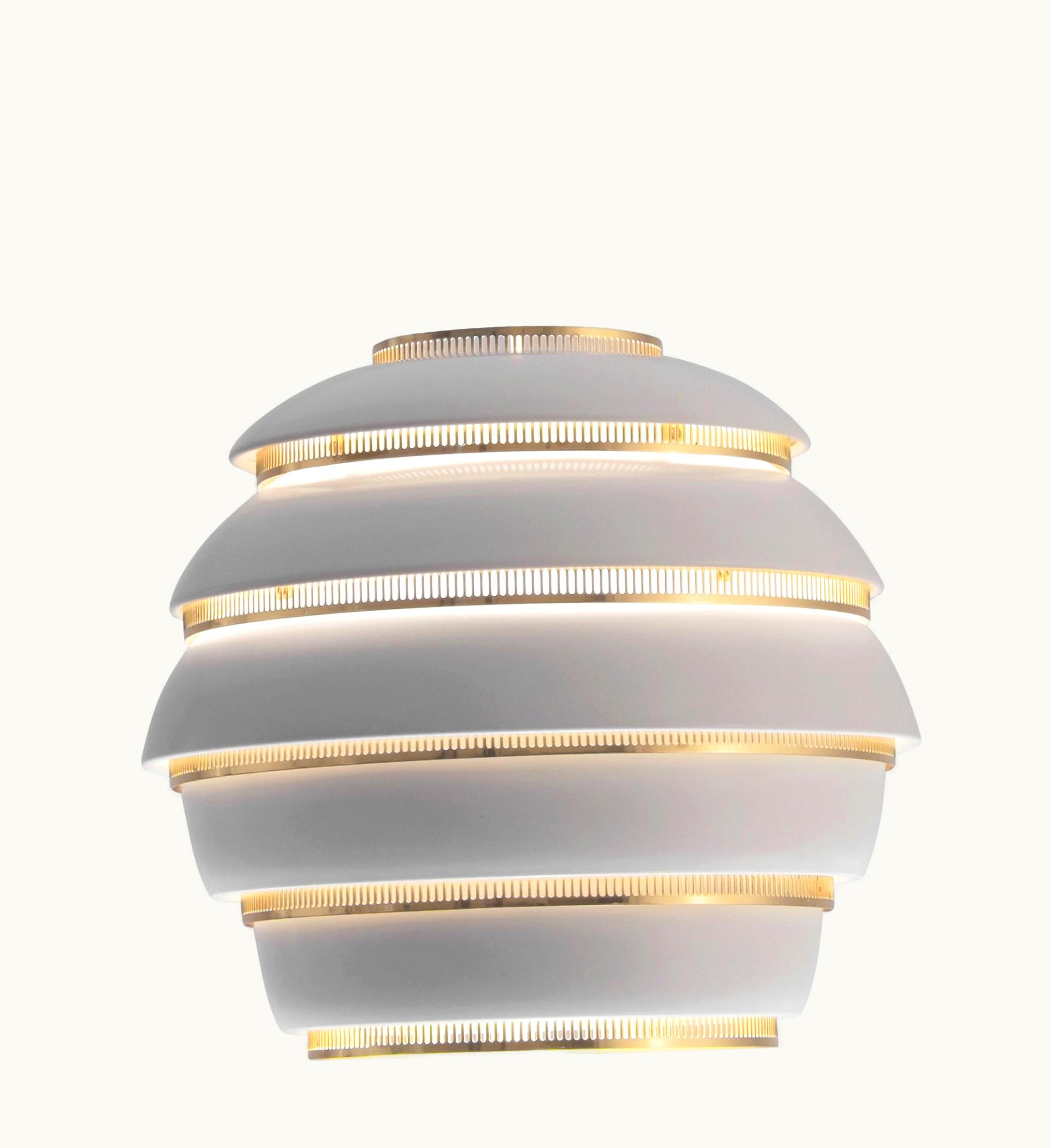 Alvar Aalto Alvar Aalto For Valaisinpaja Oy 'Beehive' Pendant Lamp In White Metal