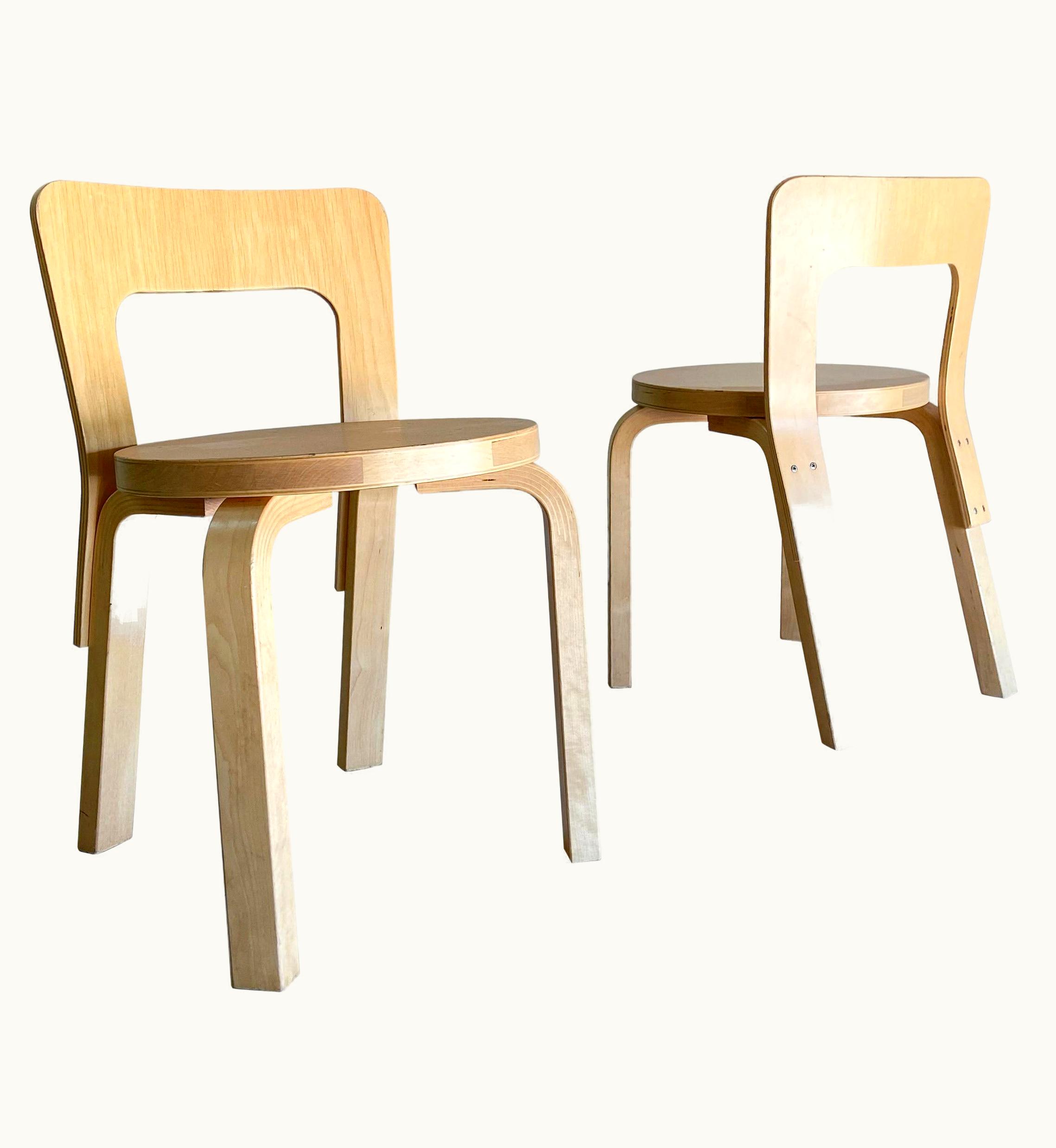 Alvar Aalto Alvar Aalto Pair Of Alvar Aalto For Artek N65 Bentwood Children's Chairs UZ0187305