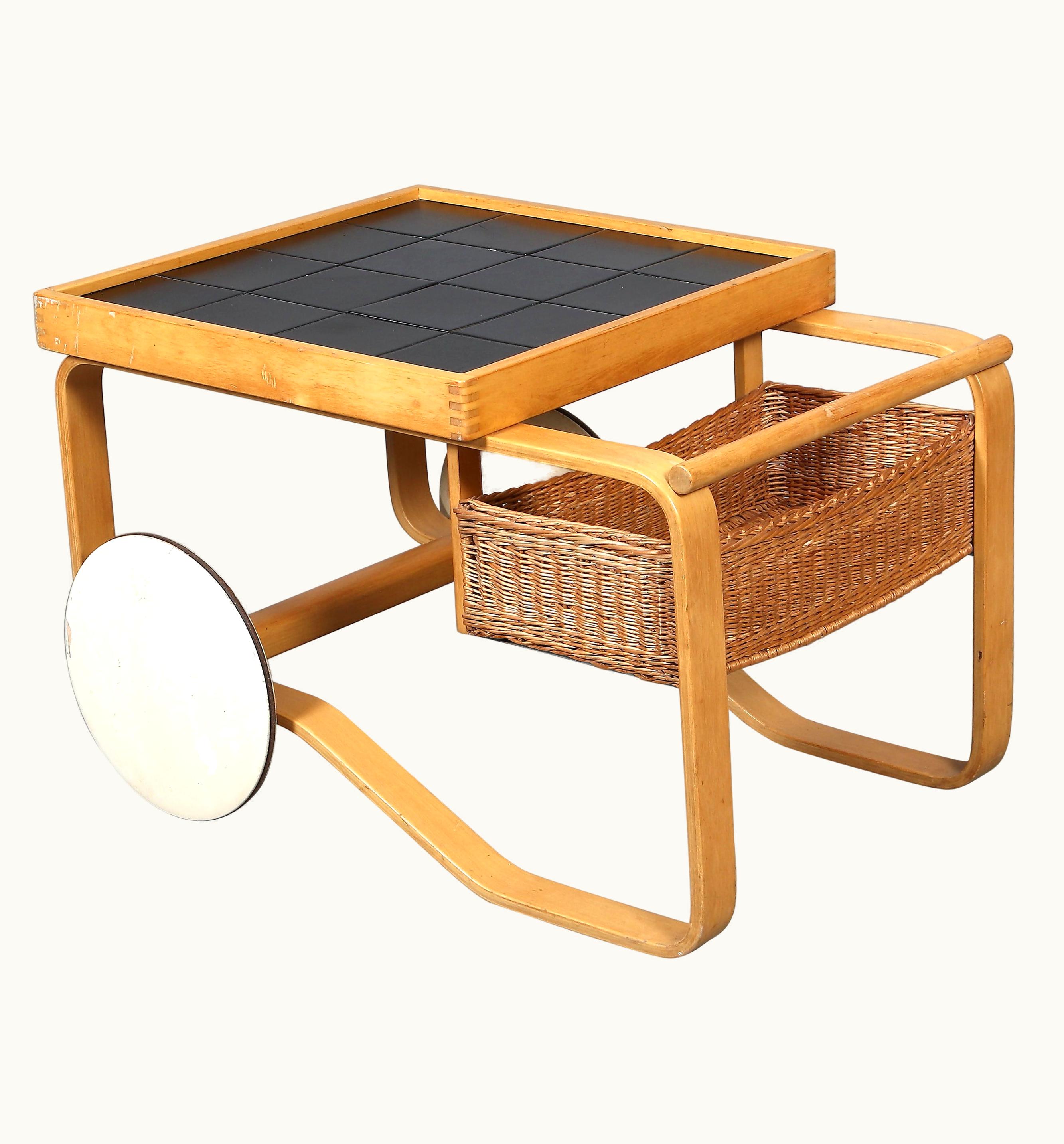 Alvar Aalto Alvar Aalto Tea Trolley Model 900 For Huonekalu- Ja Rakennustyötehdas, Artek, D