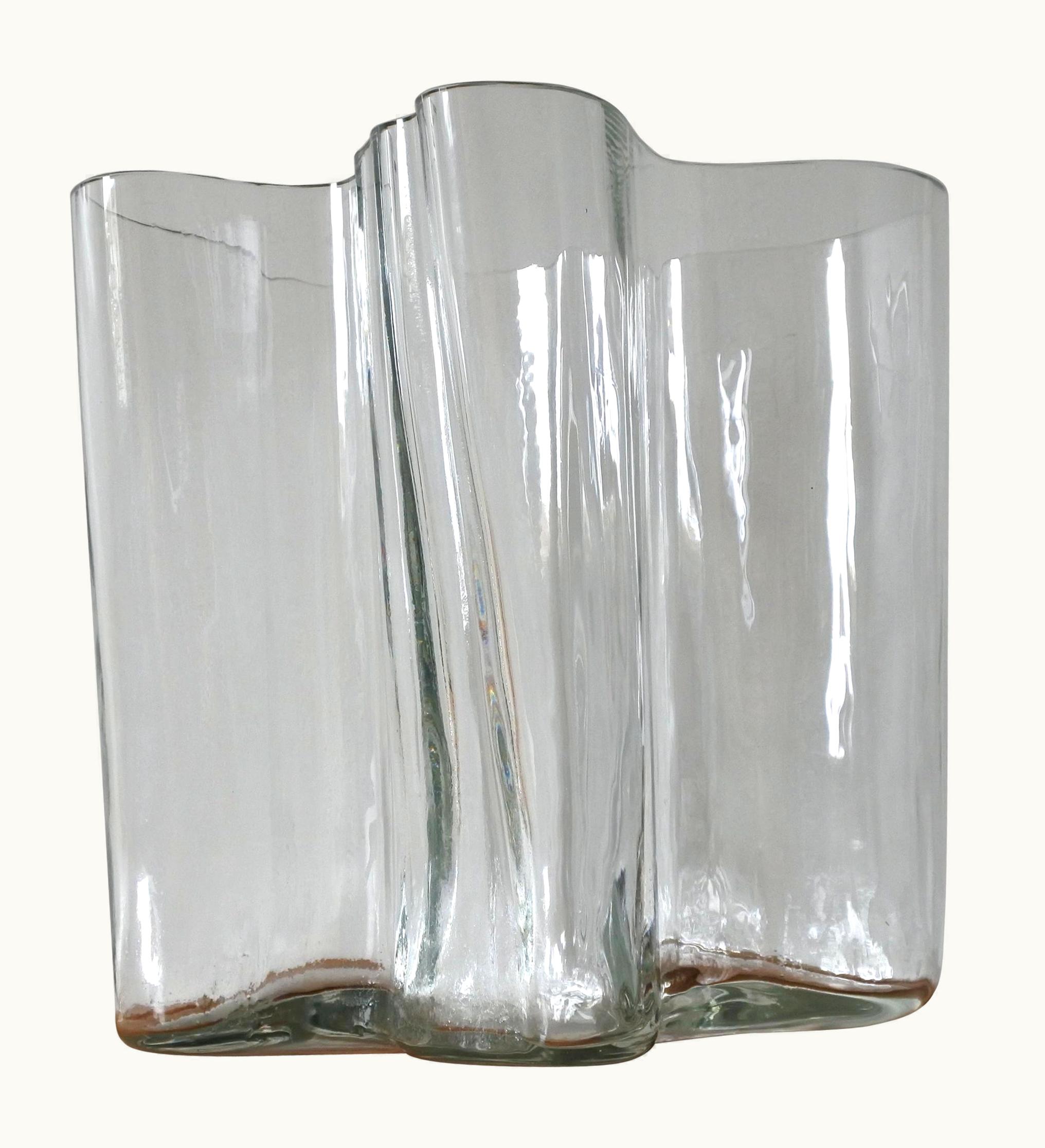 Alvar Aalto Alvar Aalto Large Vase Model 3031 "Savoy" Designed By Alvar Aalto For IIttala, Finland, 1956