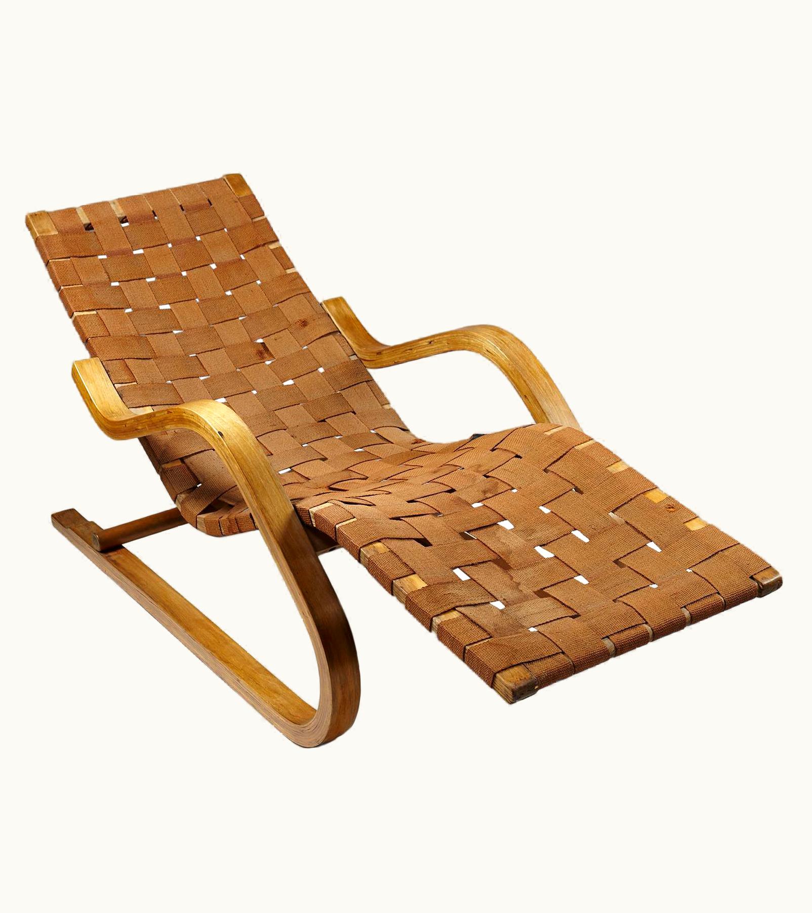 Alvar Aalto Alvar Aalto Chaise Longue, Model 39, Designed By Alvar Aalto For Artek