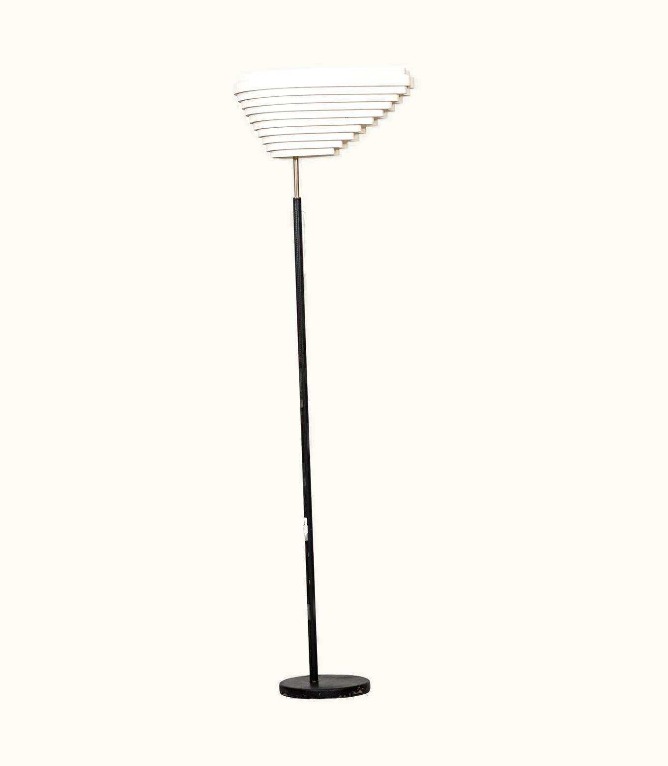 Alvar Aalto Alvar Aalto Angel Wing Floor Lamp Model A805 By Valaistustyö In Finland UZ0187474
