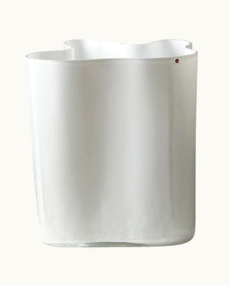 Alvar Aalto Alvar Aalto Vase, Model 3031 "Savoy" Designed By Alvar Aalto For IIttala, Finland, 1950s