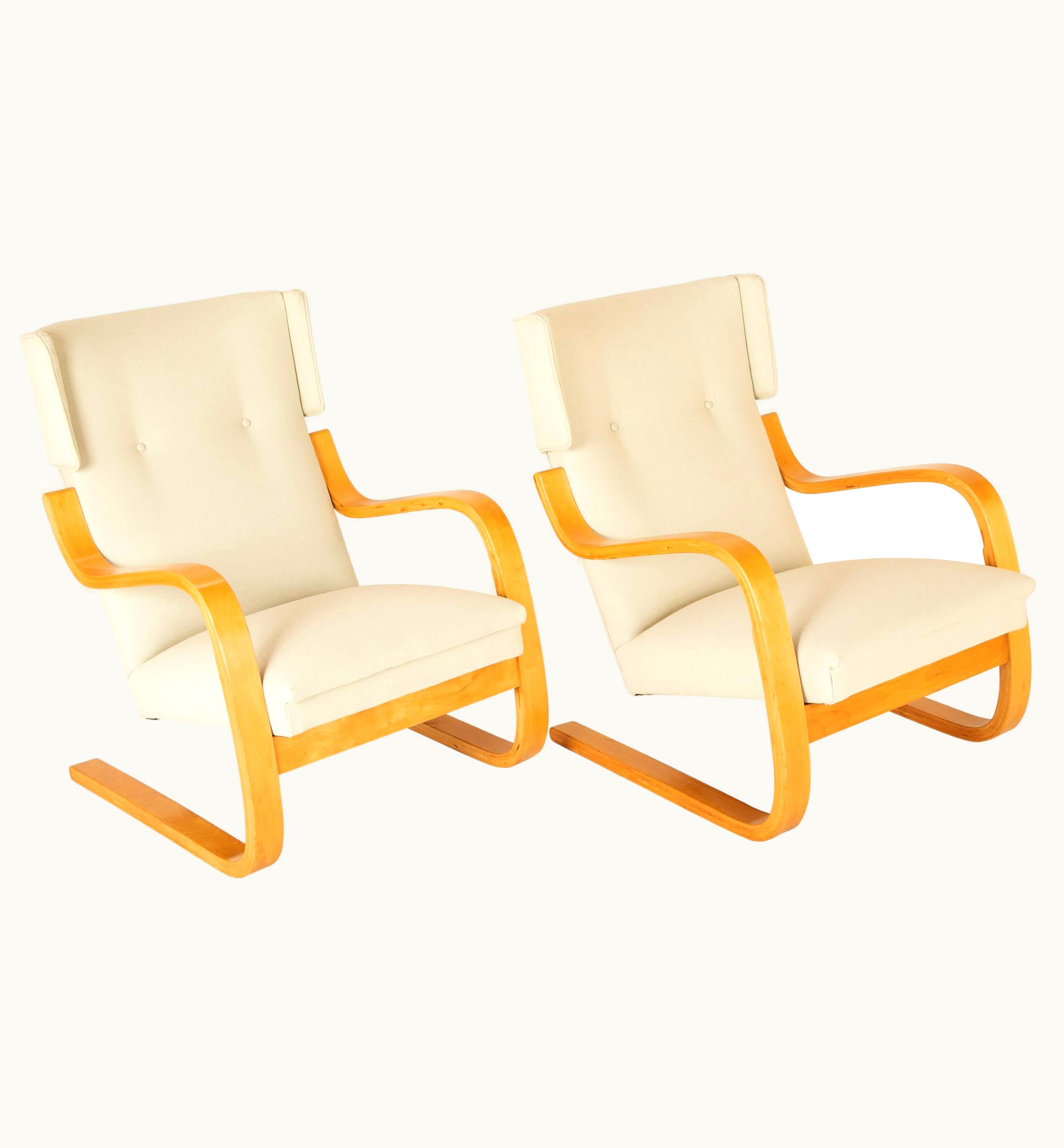 Alvar Aalto Alvar Aalto Pair Of Model 401 Alvar Aalto Wing Chairs