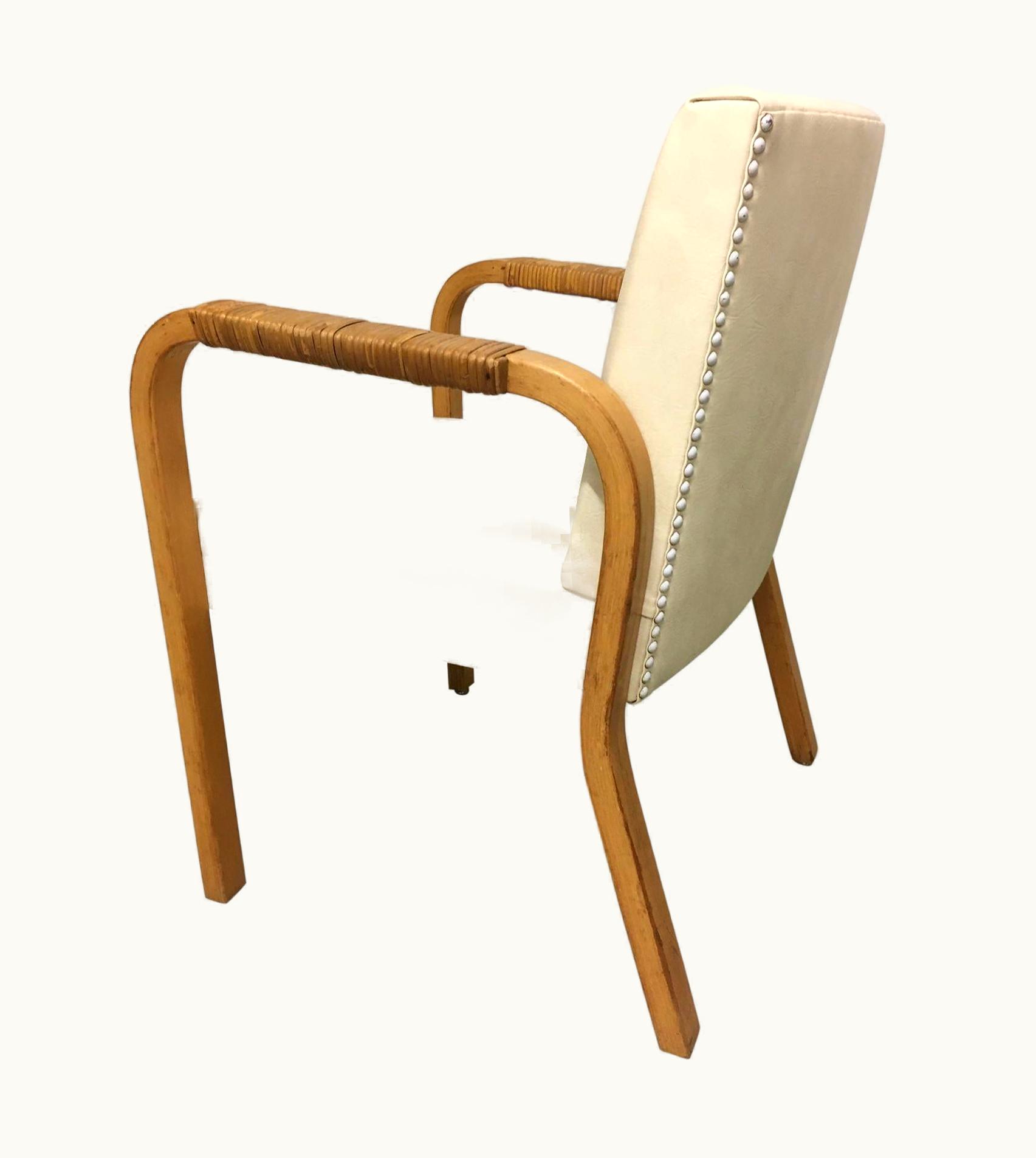 Alvar Aalto Alvar Aalto Chair 45 Beech And Vinyl By Artek, Finland, Circa 1950s