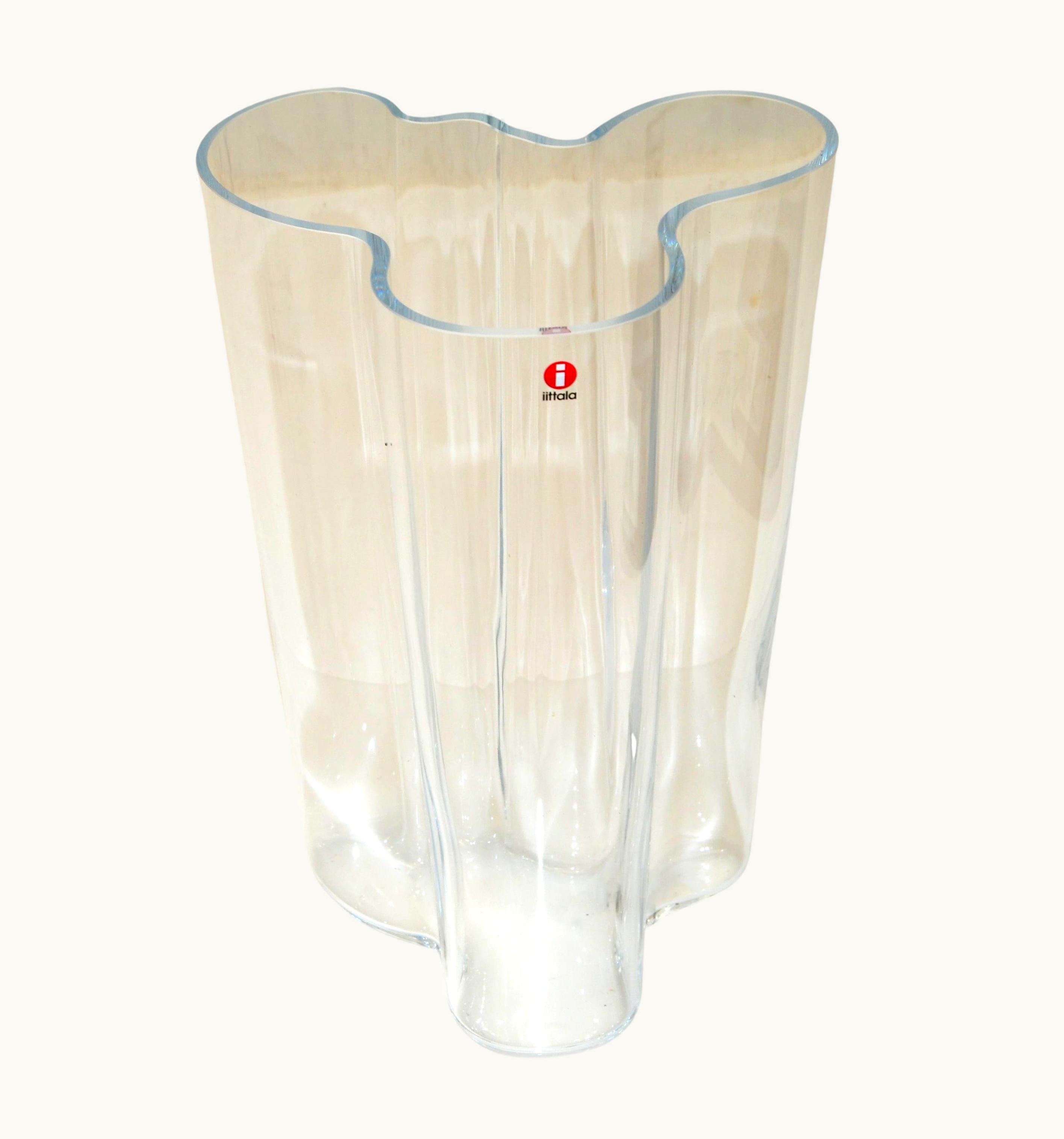 Alvar Aalto Alvar Aalto IIttala Alvar Aalto Arango Art Glass Sculptural Flower Savoy Vase Scandinavian