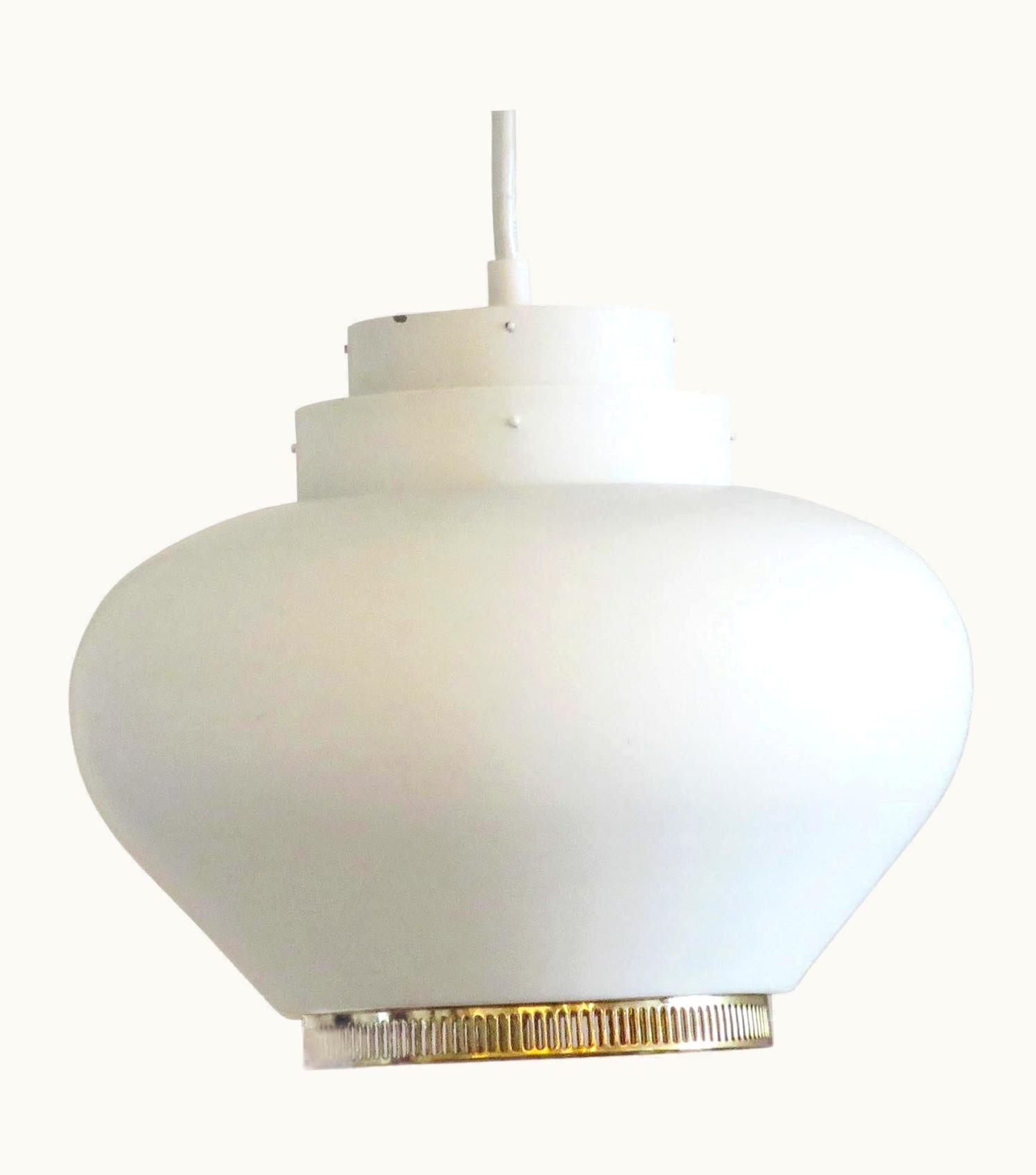 Alvar Aalto Alvar Aalto A333 Pendant Light, 1950 UZ0187542