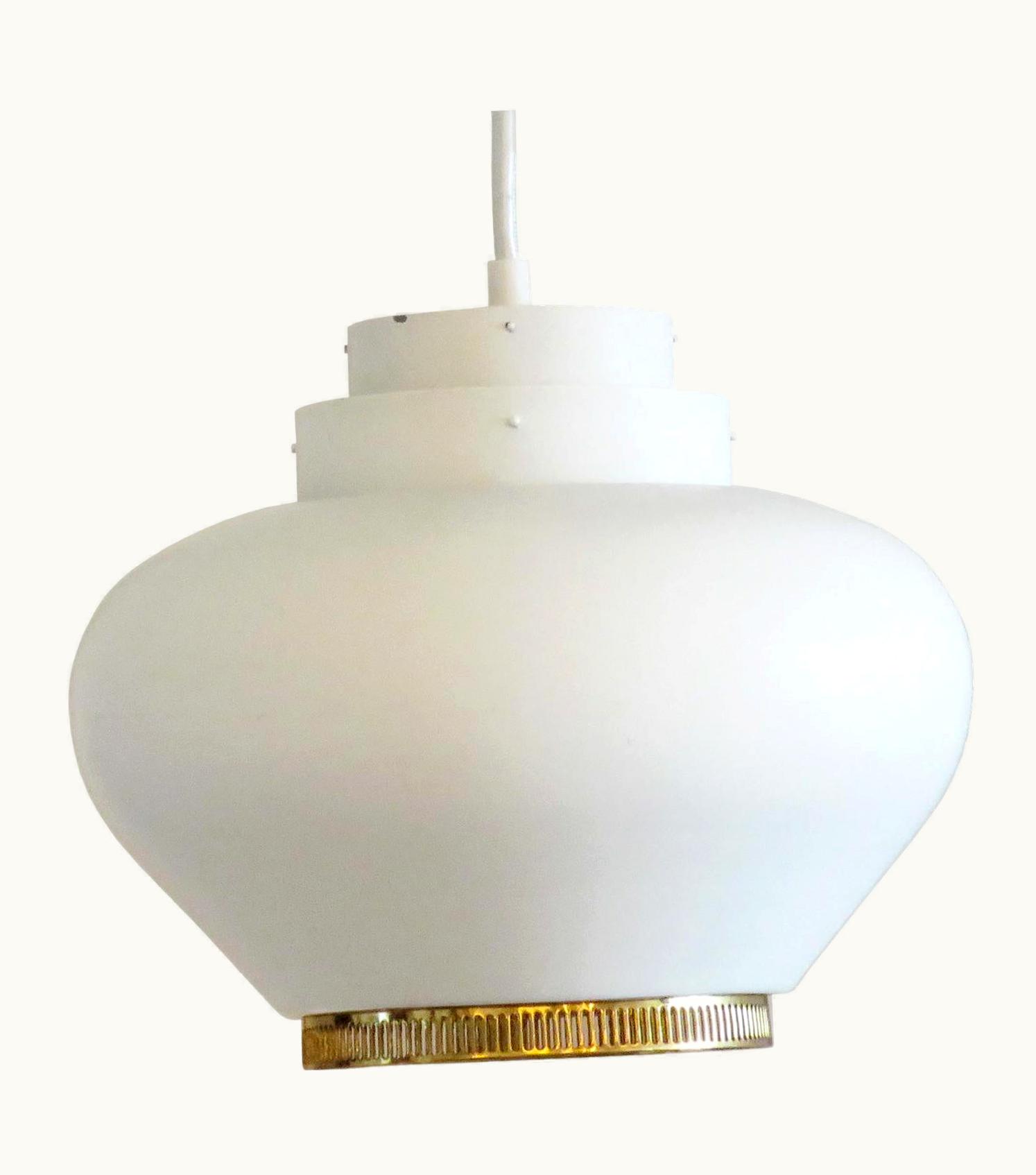 Alvar Aalto Alvar Aalto A333 Pendant Light, 1950 UZ0187554