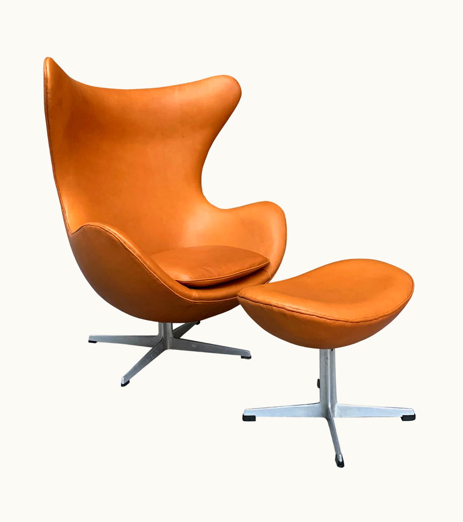 Arne Jacobsen Arne Jacobsen Early Egg Chair And Ottoman By Arne Jacobsen For Fritz Hansen, 1960s