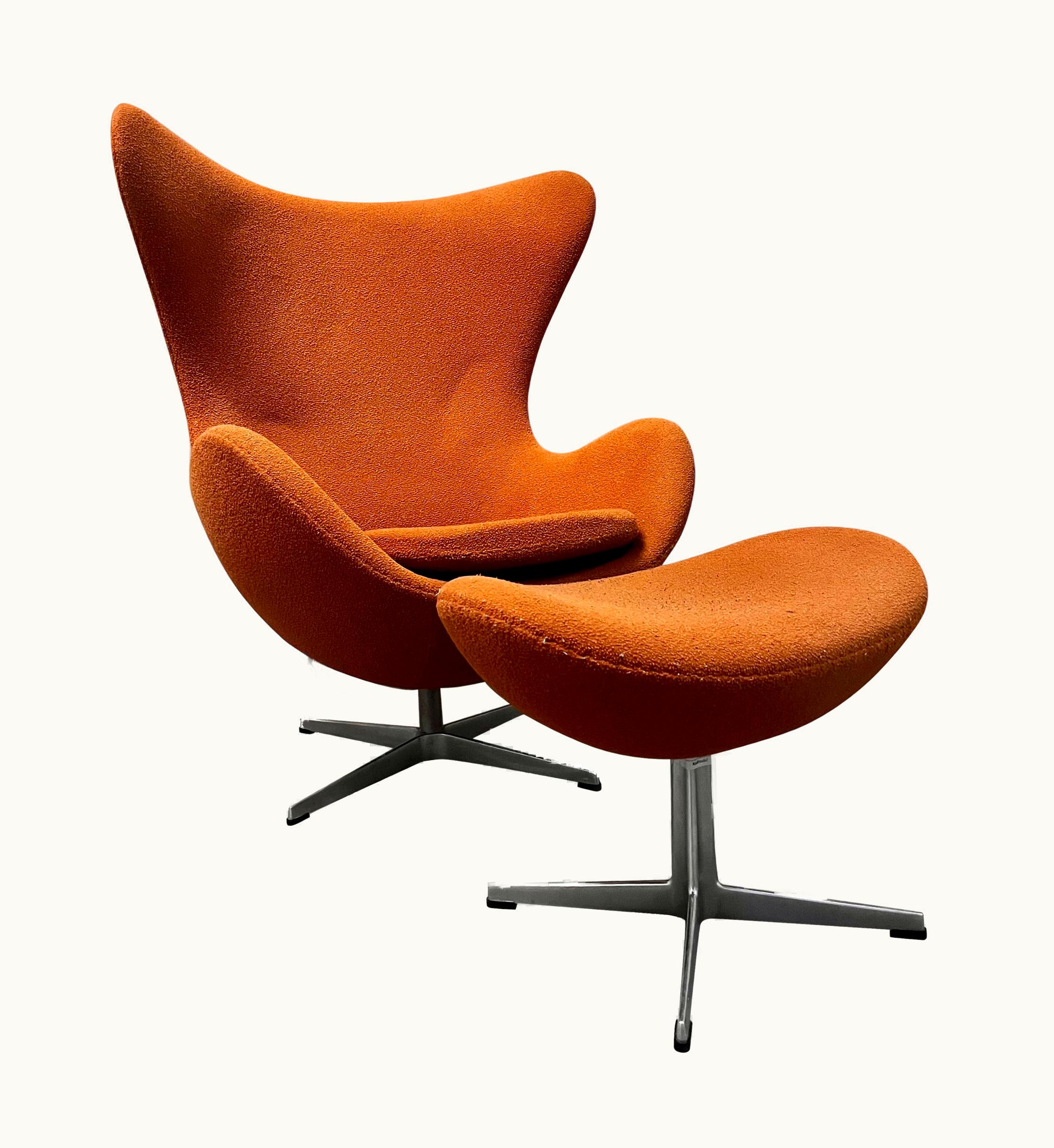 Arne Jacobsen Arne Jacobsen Early 21st Century Egg Chair And Footstool By Arne Jacobsen For Fritz Hansen