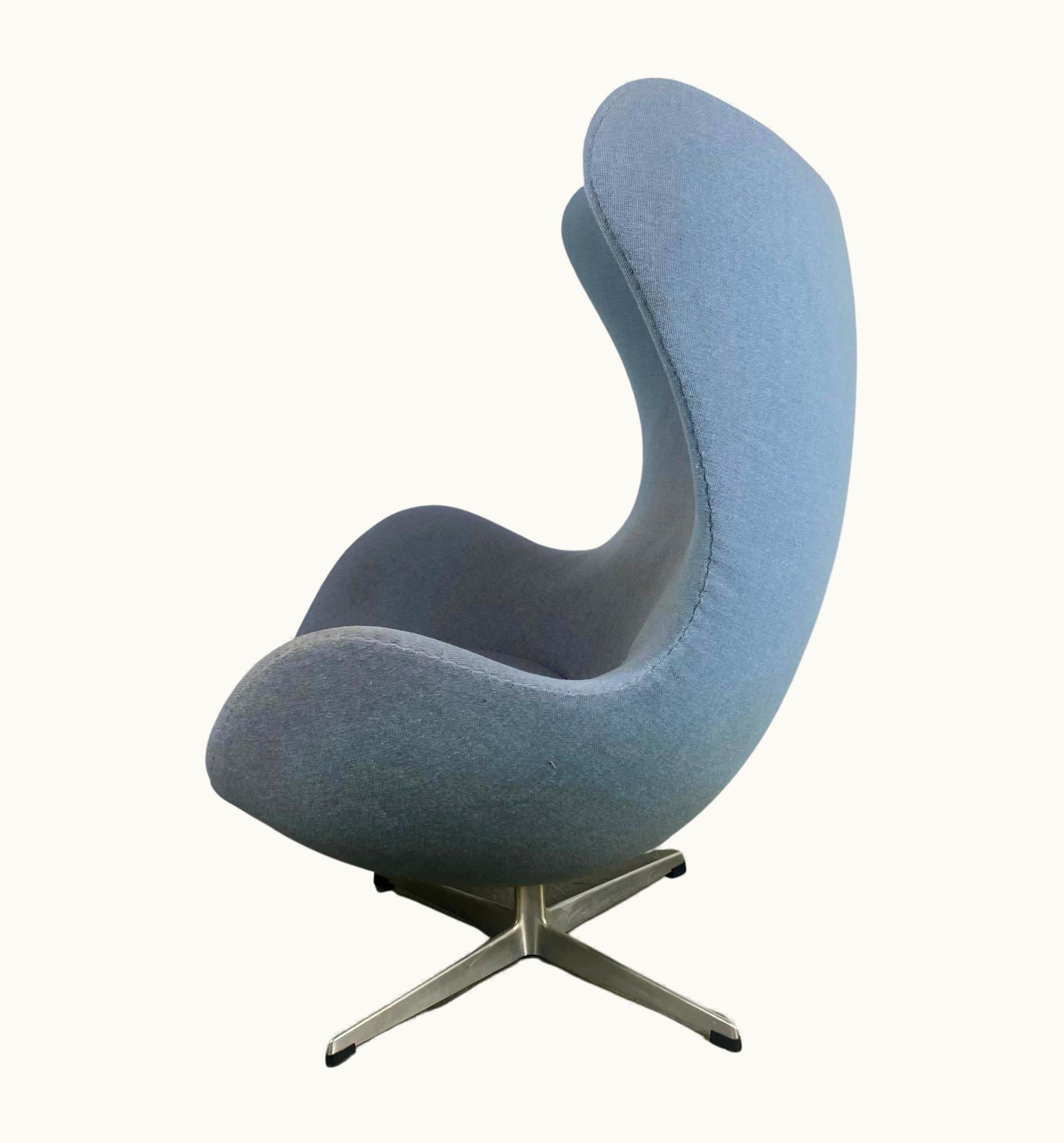 Arne Jacobsen Arne Jacobsen Classic 1960s Egg Chair Designed By Arne Jacobsen For Fritzhansen / Denmark