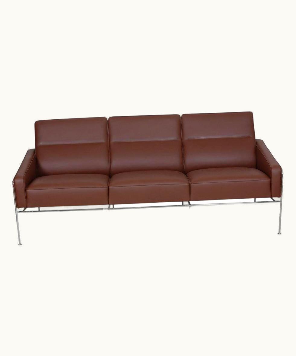 Arne Jacobsen Arne Jacobsen 3 Pers 3303 Airport Sofa Reupholstered With Mokka Brown Leather