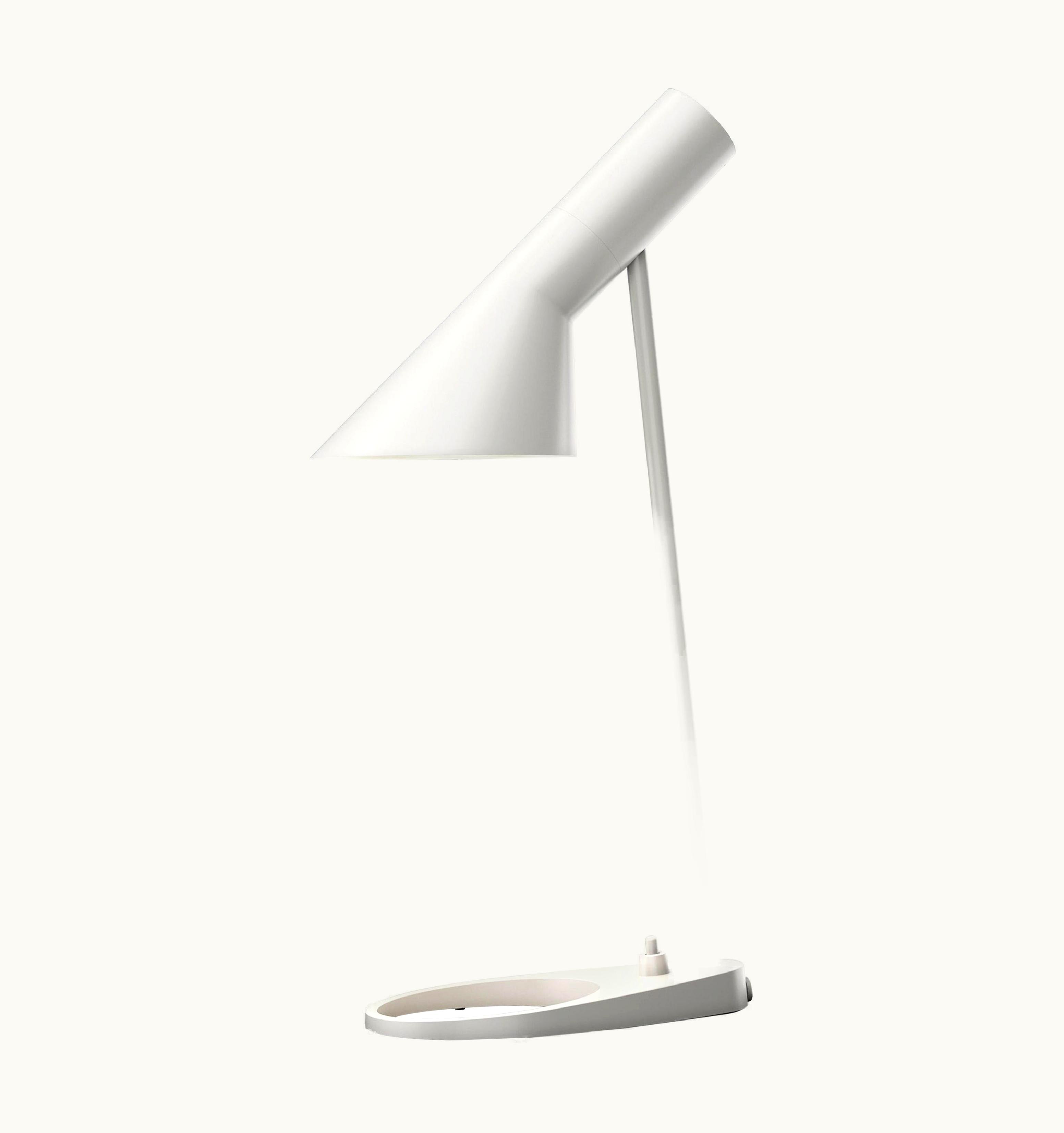 Arne Jacobsen Arne Jacobsen 'AJ Mini' Table Lamp In White For Louis Poulsen