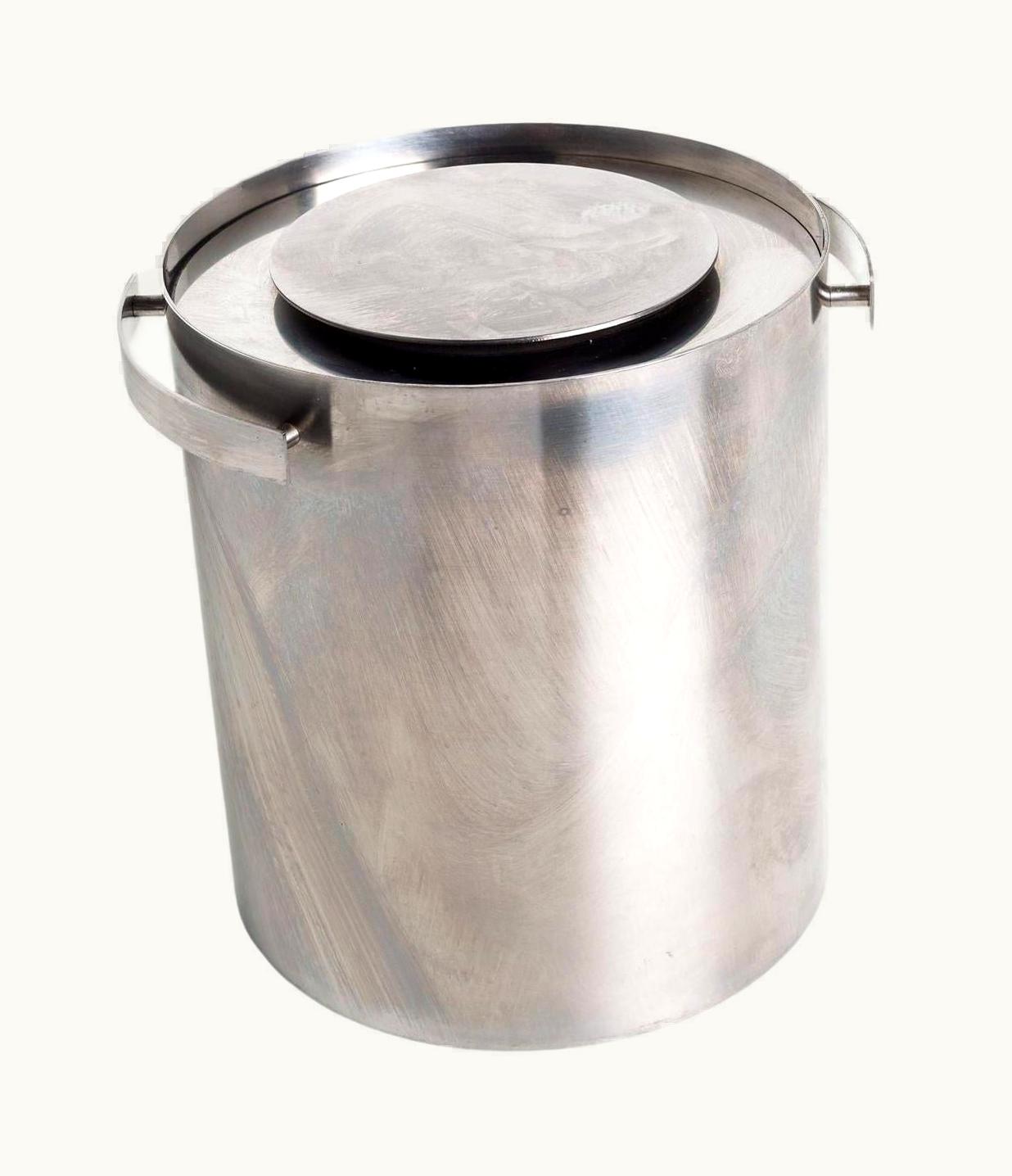 Arne Jacobsen Arne Jacobsen And Cylinda Line Champagne Ice Bucket