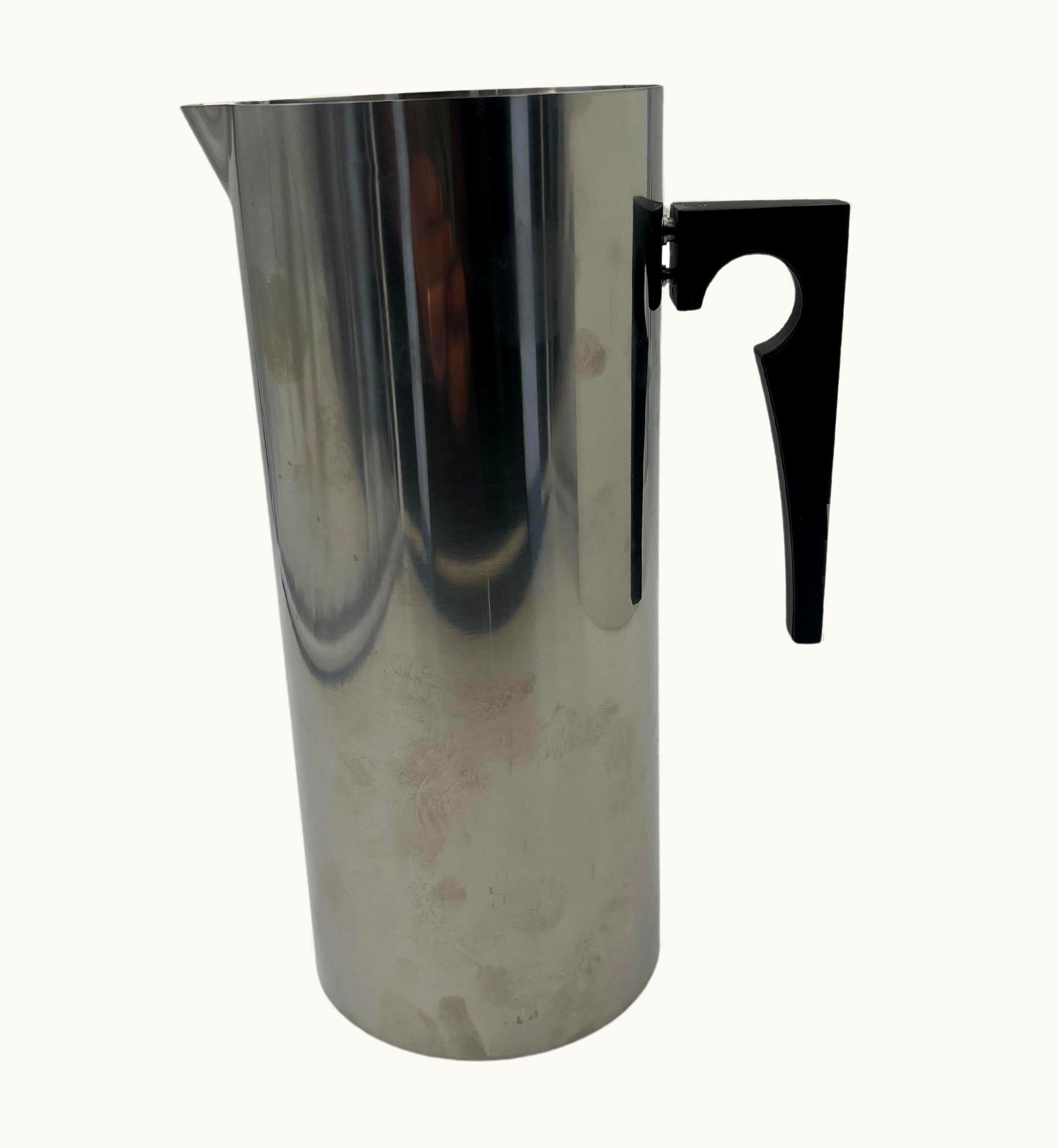 Arne Jacobsen Arne Jacobsen Danish Modern Arne Jacobsen Serving Jug By Stelton Cylinda Line