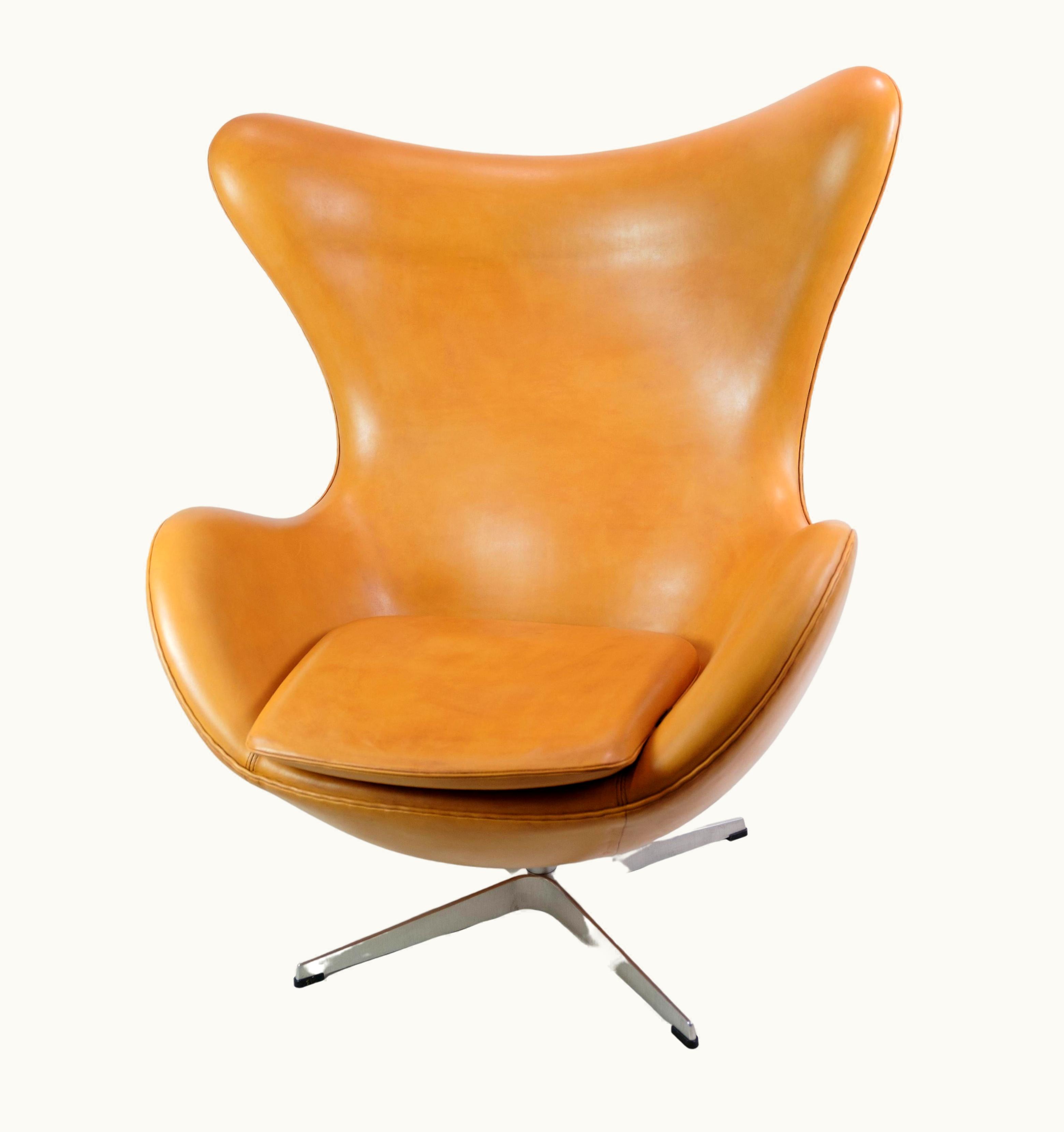 Arne Jacobsen Arne Jacobsen Egg, Model 3316, Arne Jacobsen, 1958