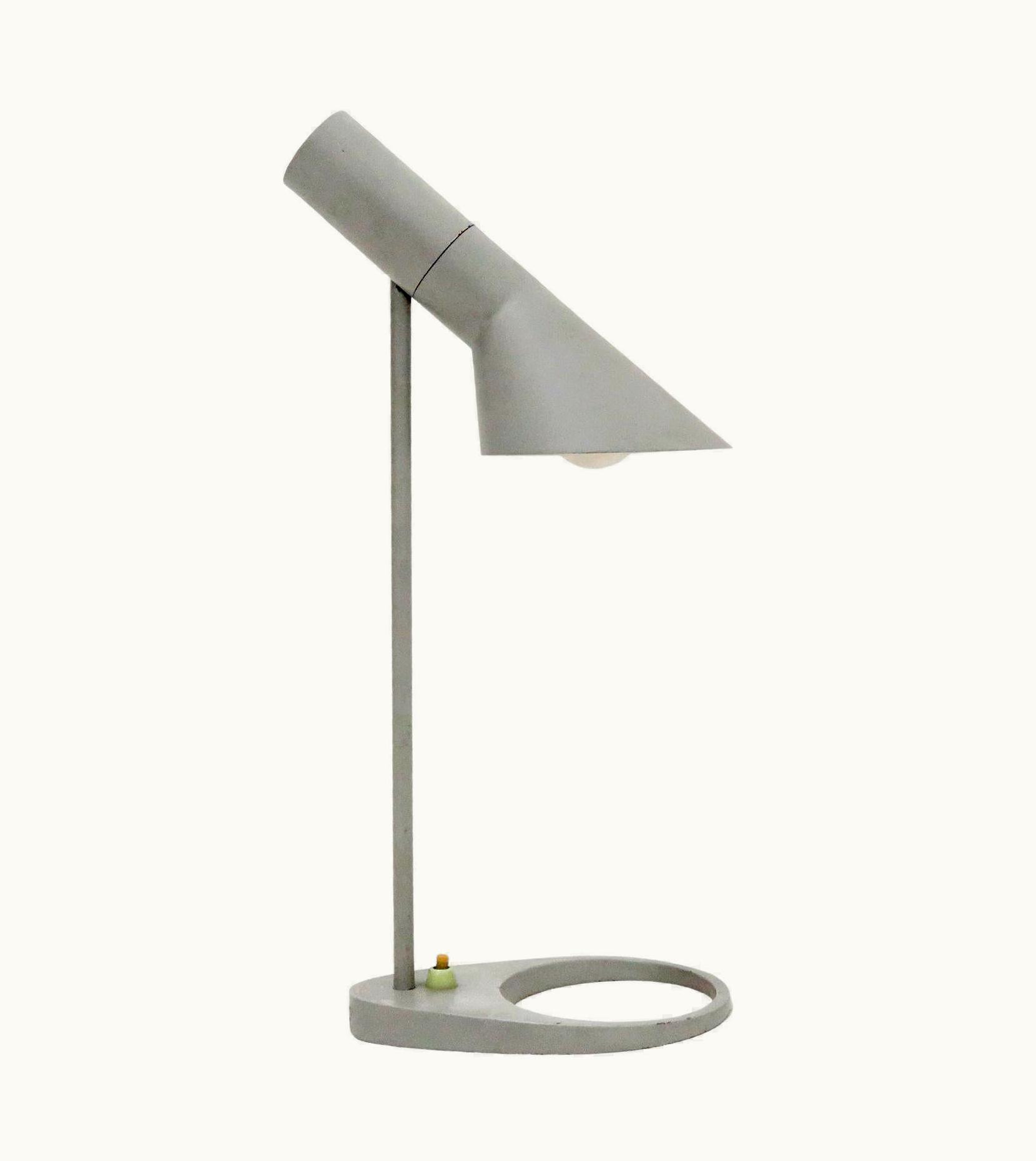 Arne Jacobsen Arne Jacobsen Rare Arne Jacobsen 'AJ' Desk Lamp, 1957