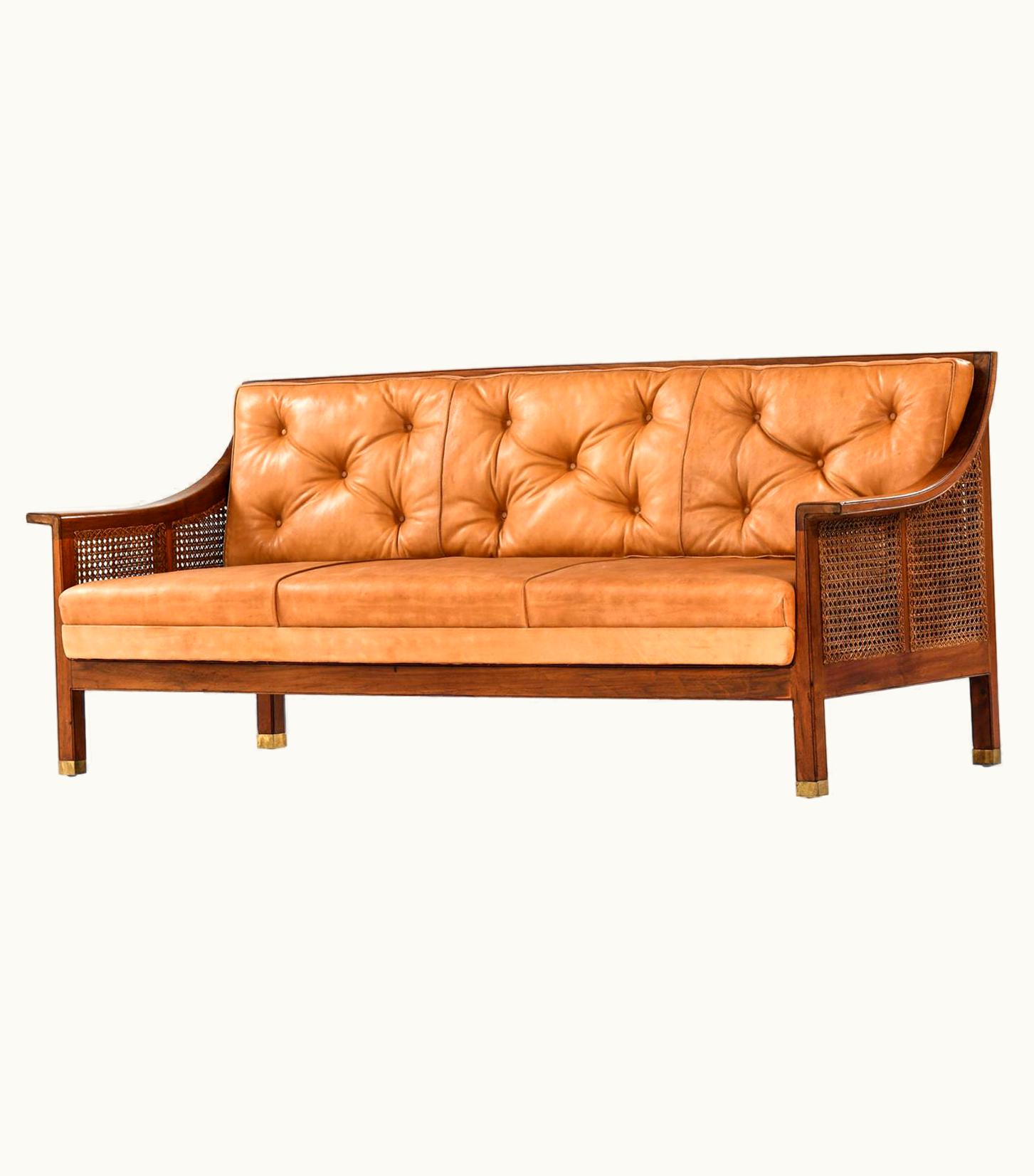 Arne Jacobsen Arne Jacobsen Sofa Produced By Cabinetmaker Otto Meyer In Denmark