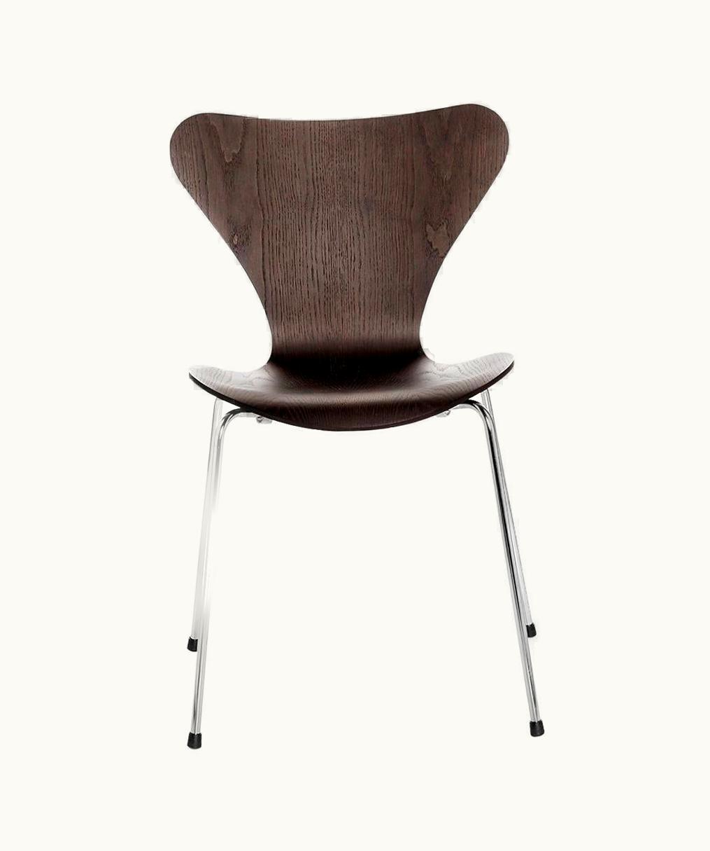 Arne Jacobsen Arne Jacobsen Model 3107 Series 7 Clear Lacquer