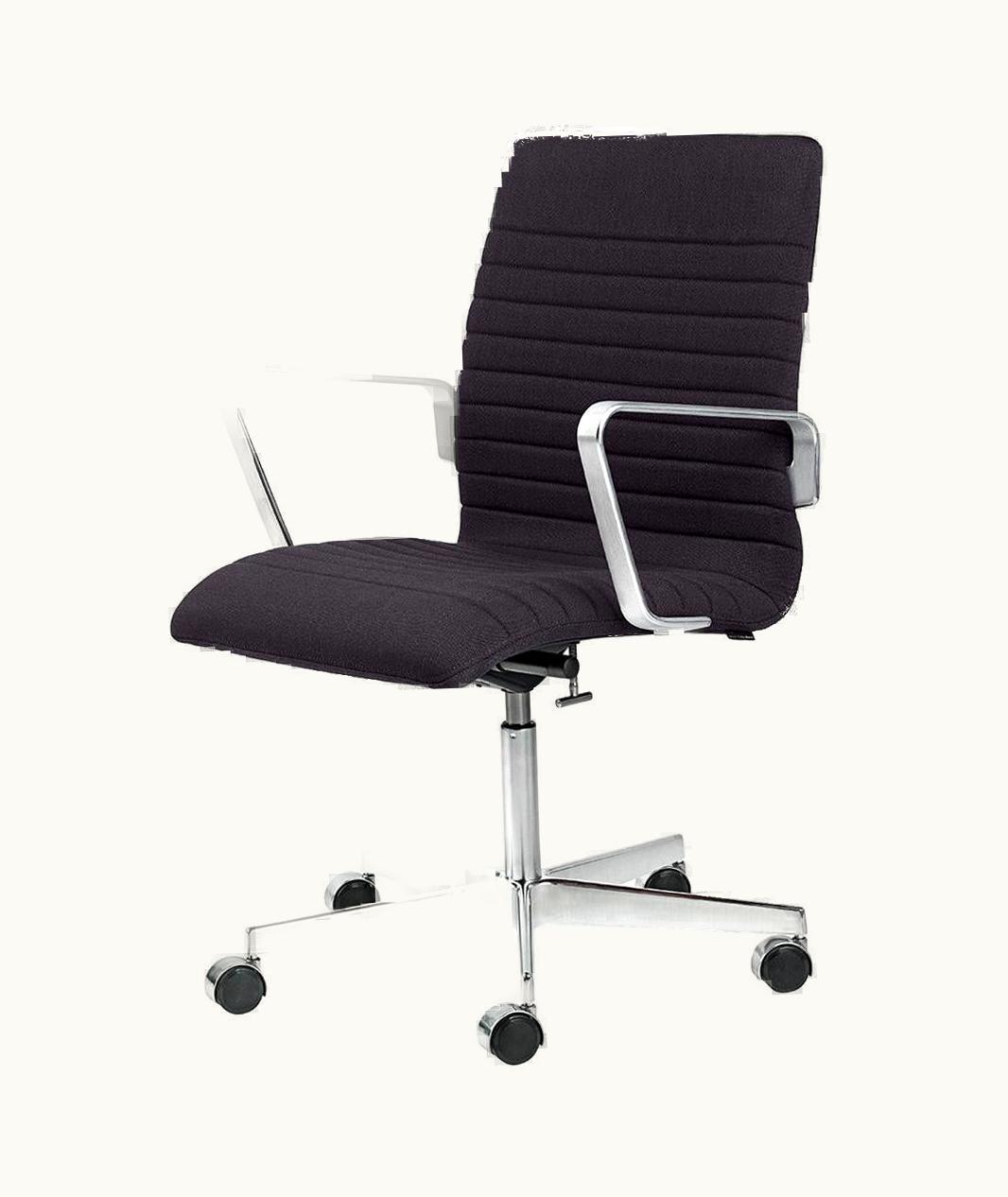 Arne Jacobsen Arne Jacobsen Model 3293p Oxford Premium