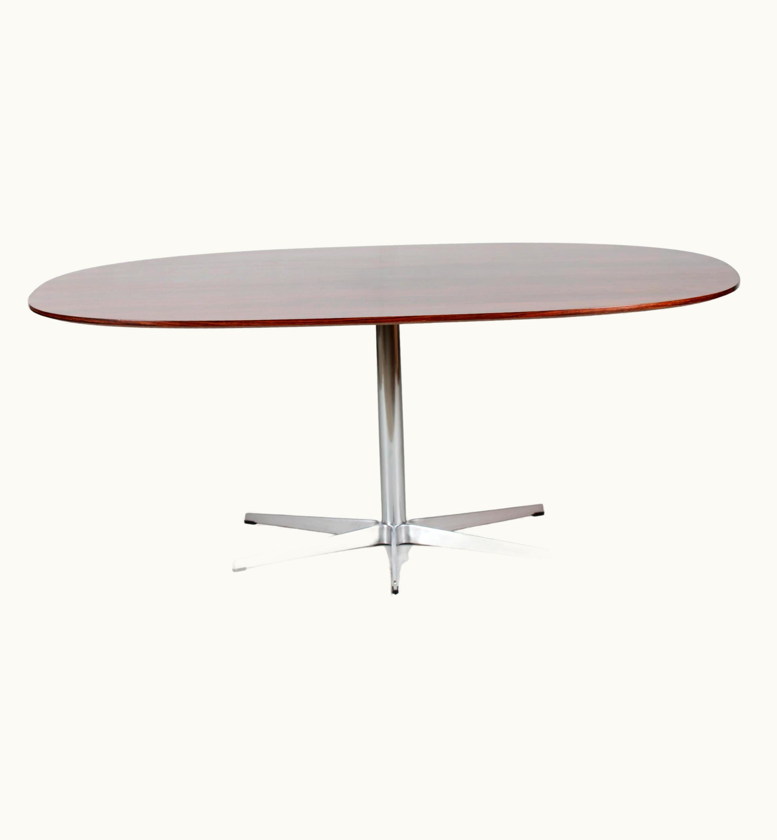Arne Jacobsen Arne Jacobsen Super Ellipse Rosewood Dining Table By Fritz Hansen A/S 1972